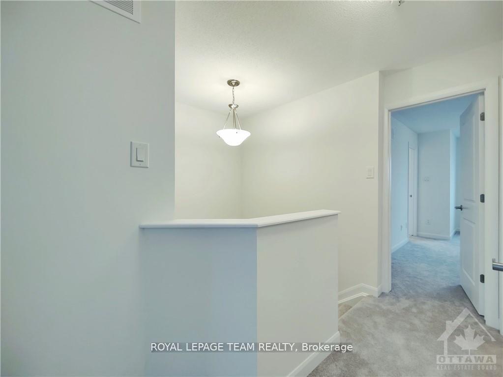 Photo 14 of 1003 Speedvale Court, Ottawa, Kanata - Kanata Lakes/Heritage Hills — HOMEH