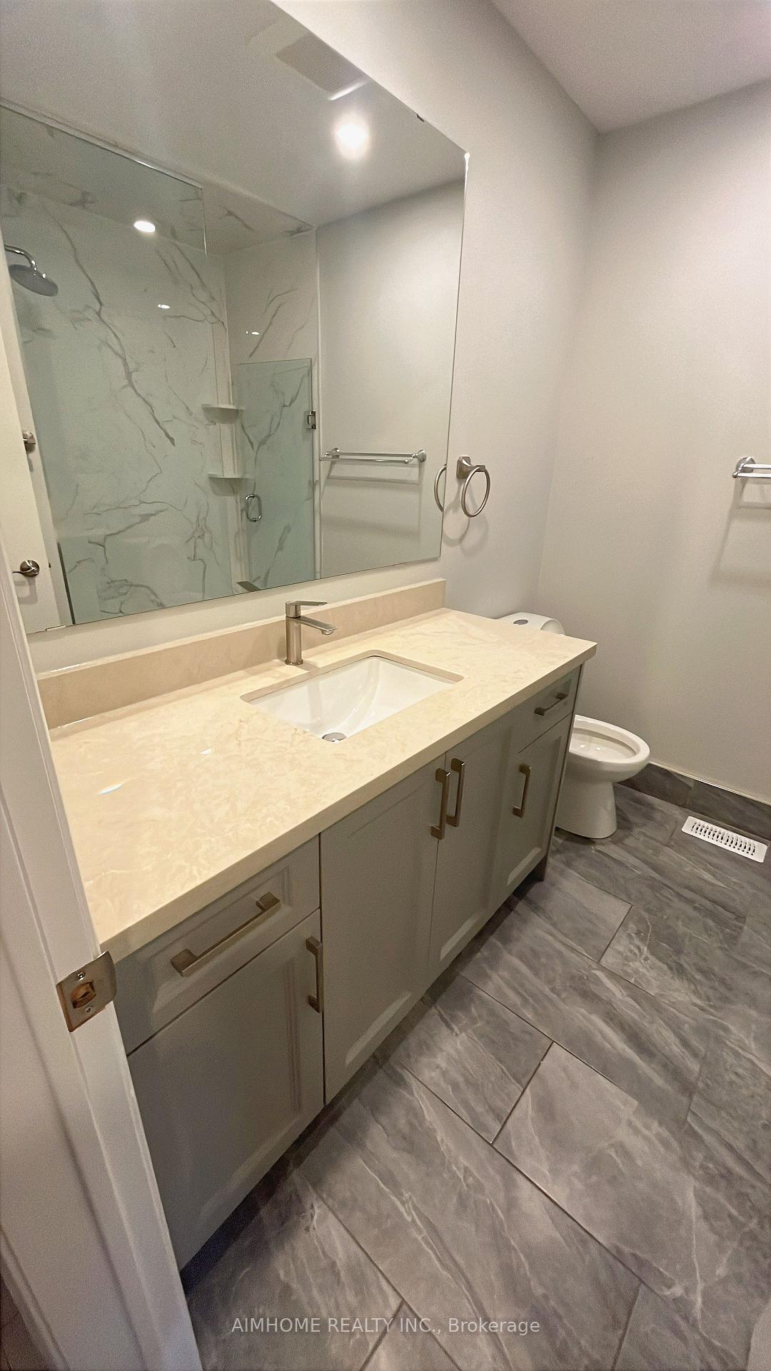 Photo 10 of 184 Milliken Meadows Drive, Markham, Milliken Mills West — HOMEH