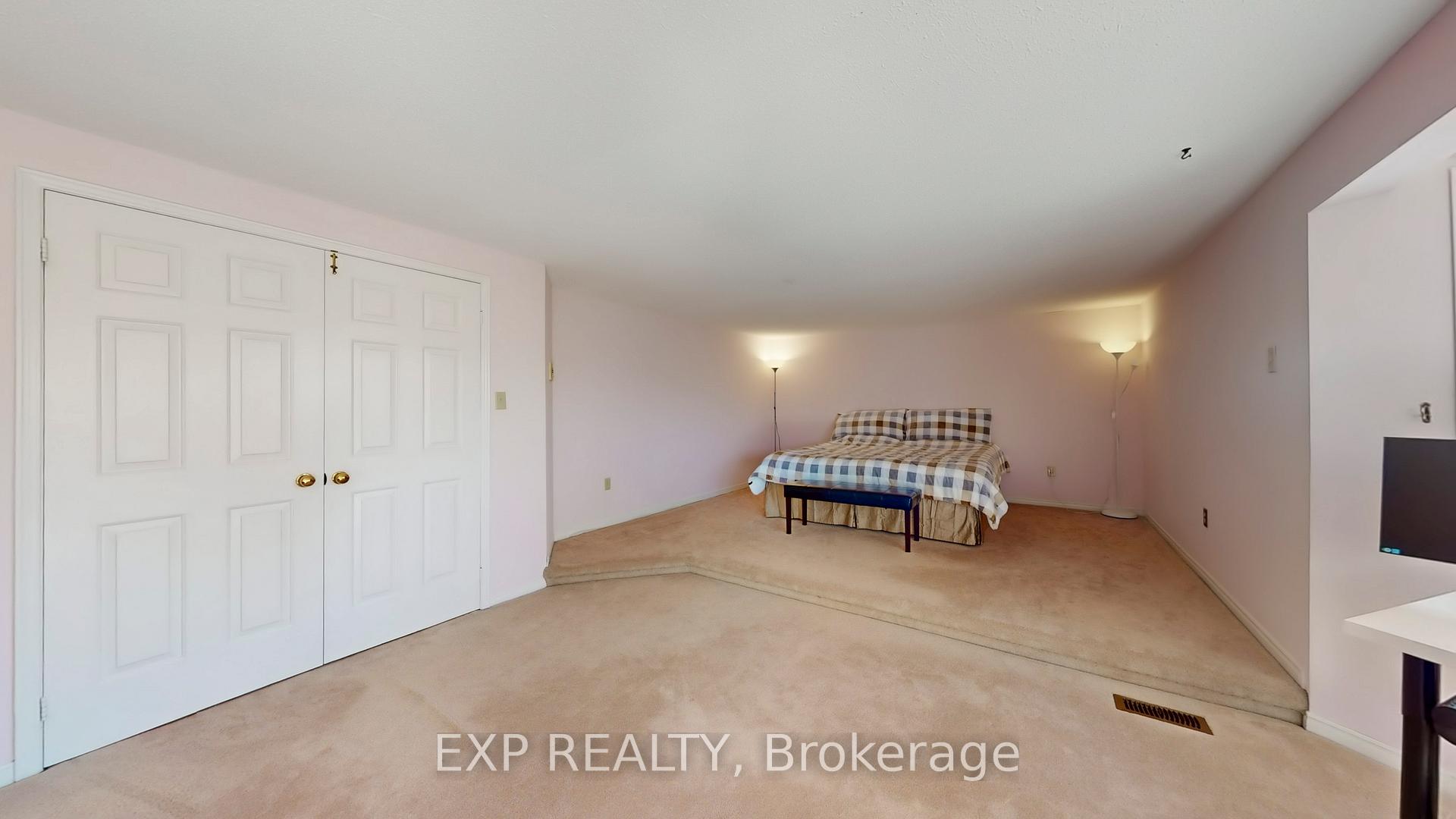 Photo 31 of 94 Coledale Road, Markham, Unionville — HOMEH