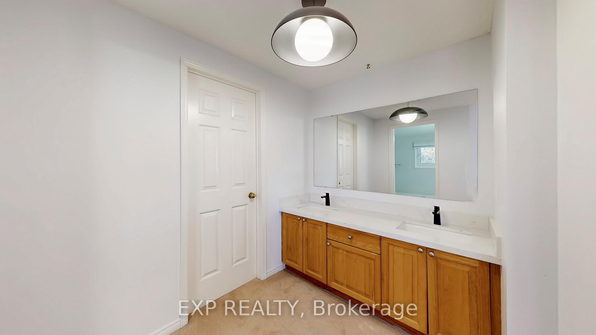 Photo 33 of 94 Coledale Road, Markham, Unionville — HOMEH