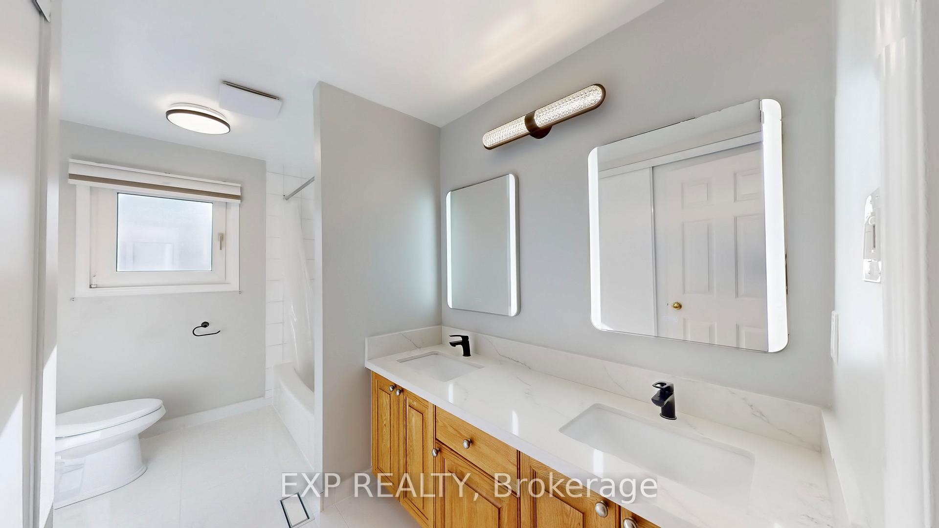 Photo 44 of 94 Coledale Road, Markham, Unionville — HOMEH