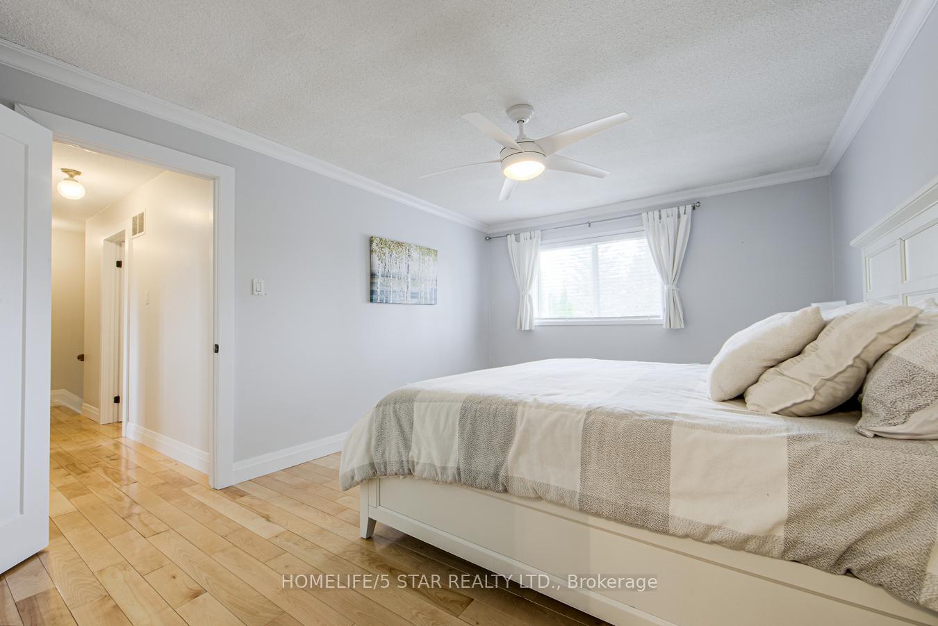 Photo 29 of 114 Moore Park Drive, King, Schomberg — HOMEH