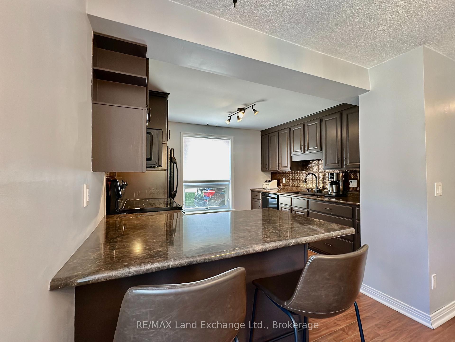 Photo 6 of 1186 Queen Street, Kincardine — HOMEH
