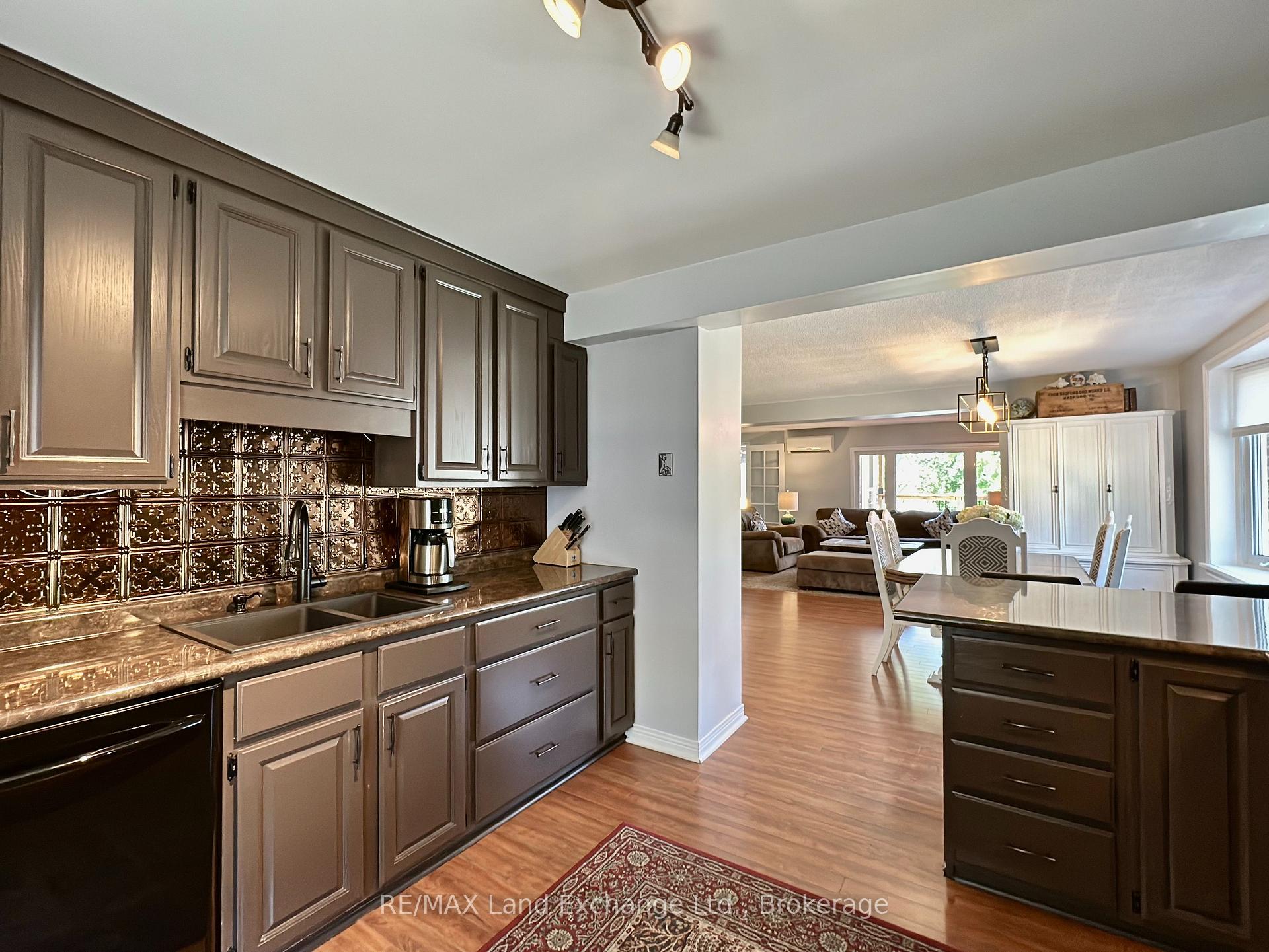 Photo 9 of 1186 Queen Street, Kincardine — HOMEH