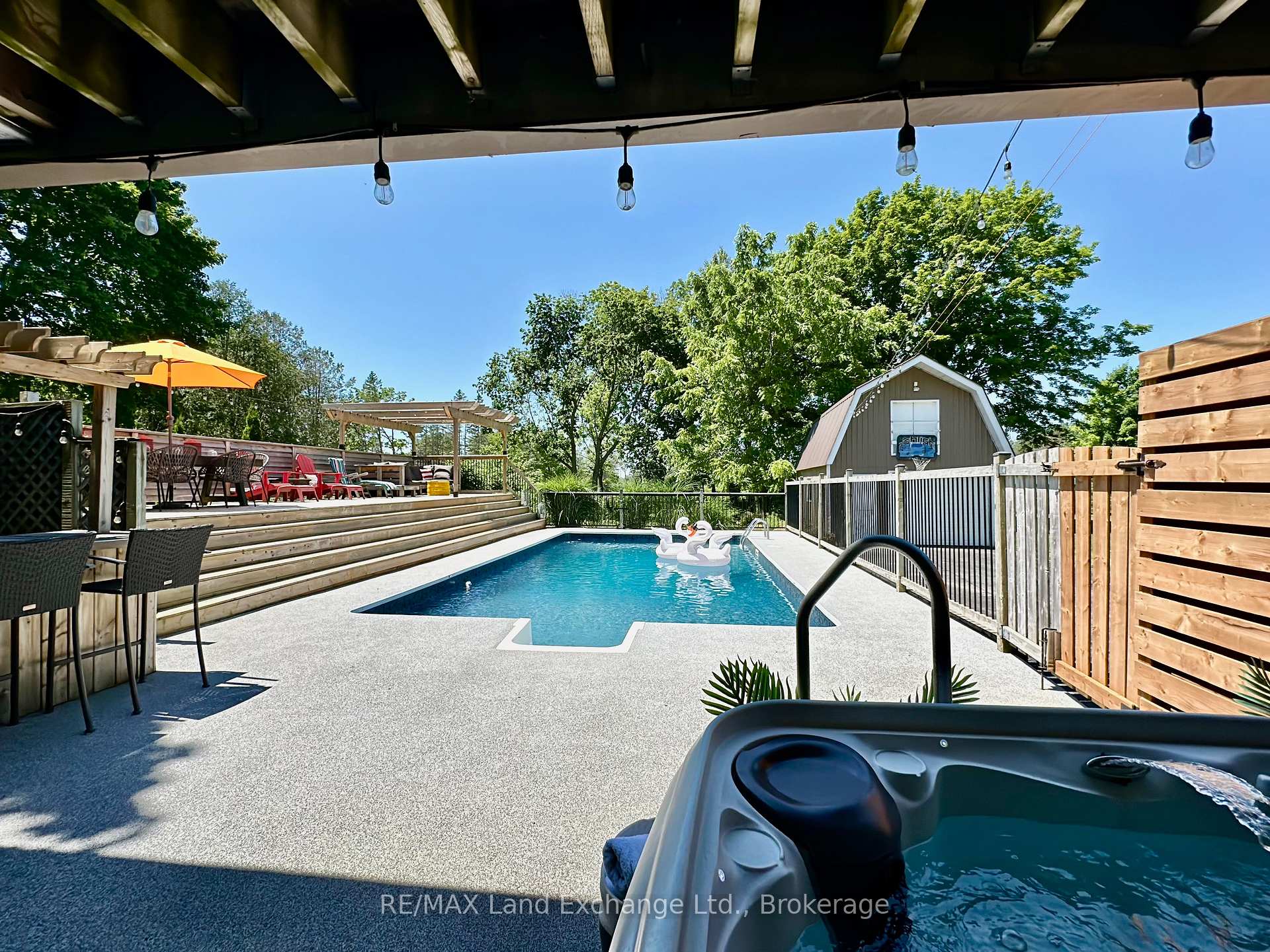 Photo 28 of 1186 Queen Street, Kincardine — HOMEH