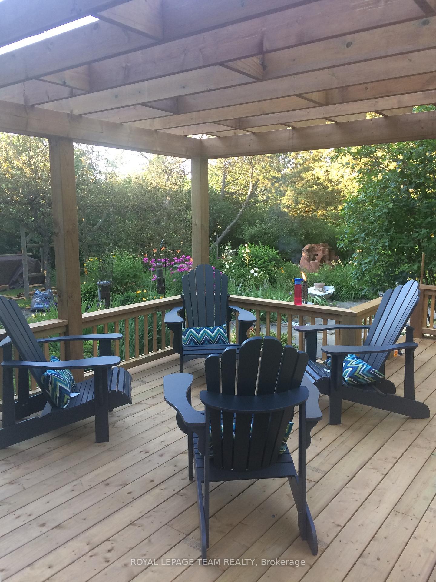 Photo 13 of 1022 Bridge Street, Ottawa, Manotick East to Manotick Station — HOMEH