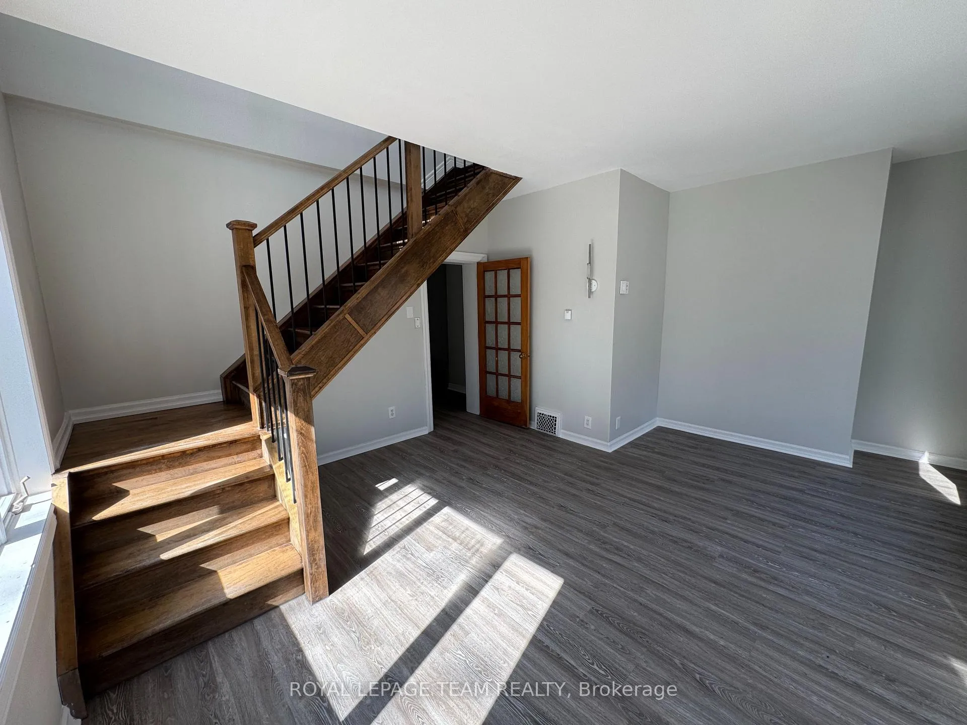 Photo 28 of 1022 Bridge Street, Ottawa, Manotick East to Manotick Station — HOMEH