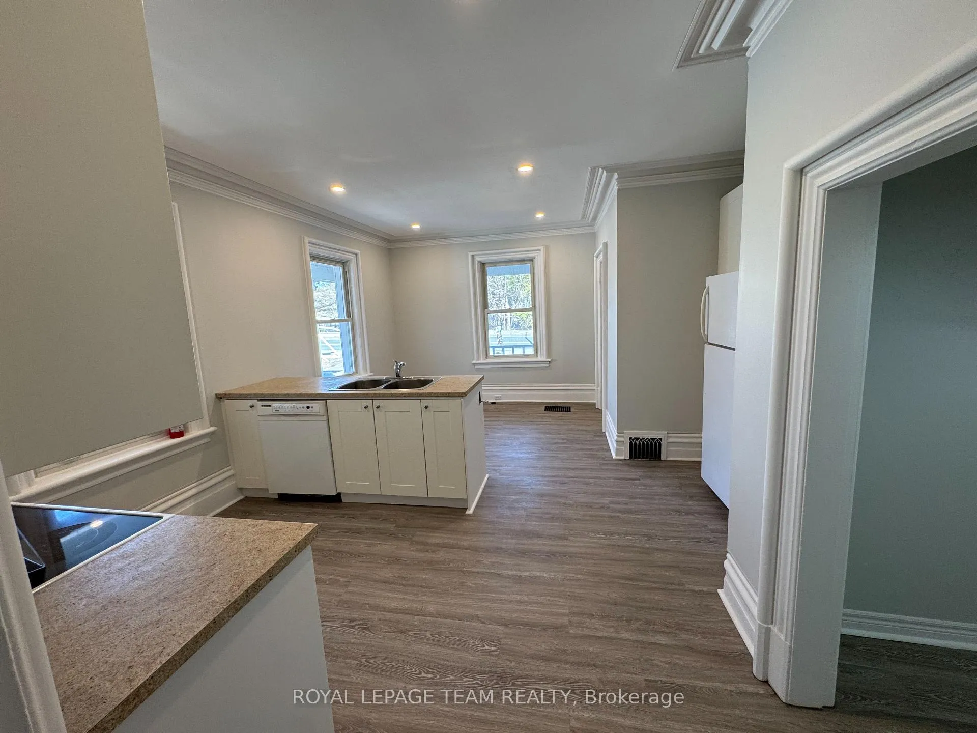 Photo 29 of 1022 Bridge Street, Ottawa, Manotick East to Manotick Station — HOMEH