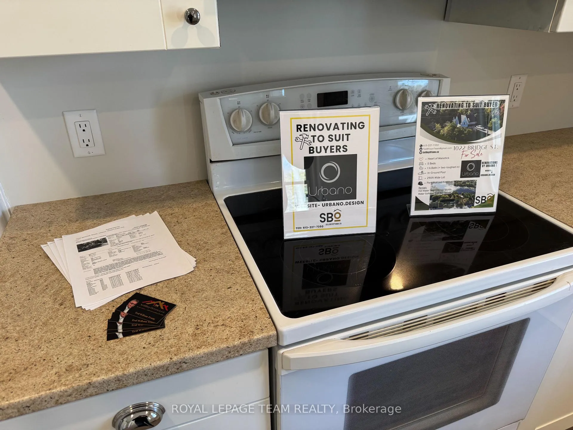 Photo 32 of 1022 Bridge Street, Ottawa, Manotick East to Manotick Station — HOMEH