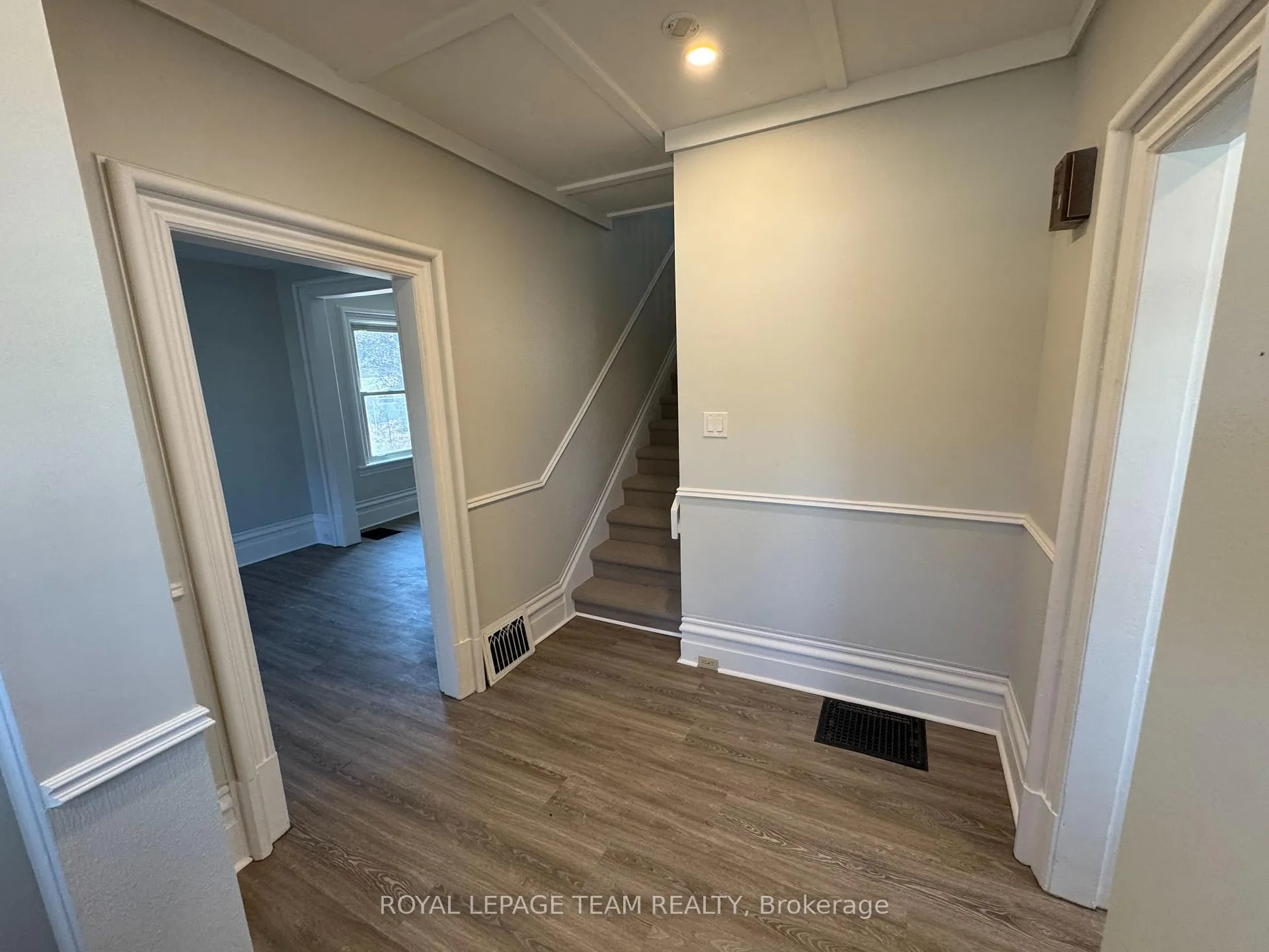 Photo 35 of 1022 Bridge Street, Ottawa, Manotick East to Manotick Station — HOMEH
