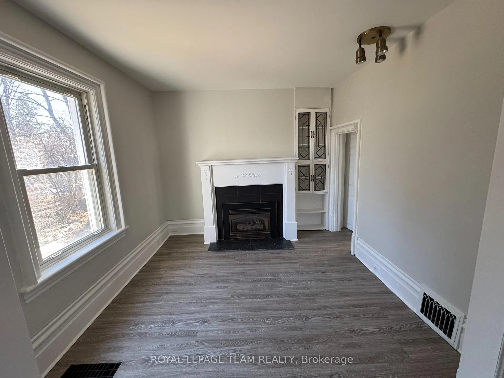 Photo 36 of 1022 Bridge Street, Ottawa, Manotick East to Manotick Station — HOMEH