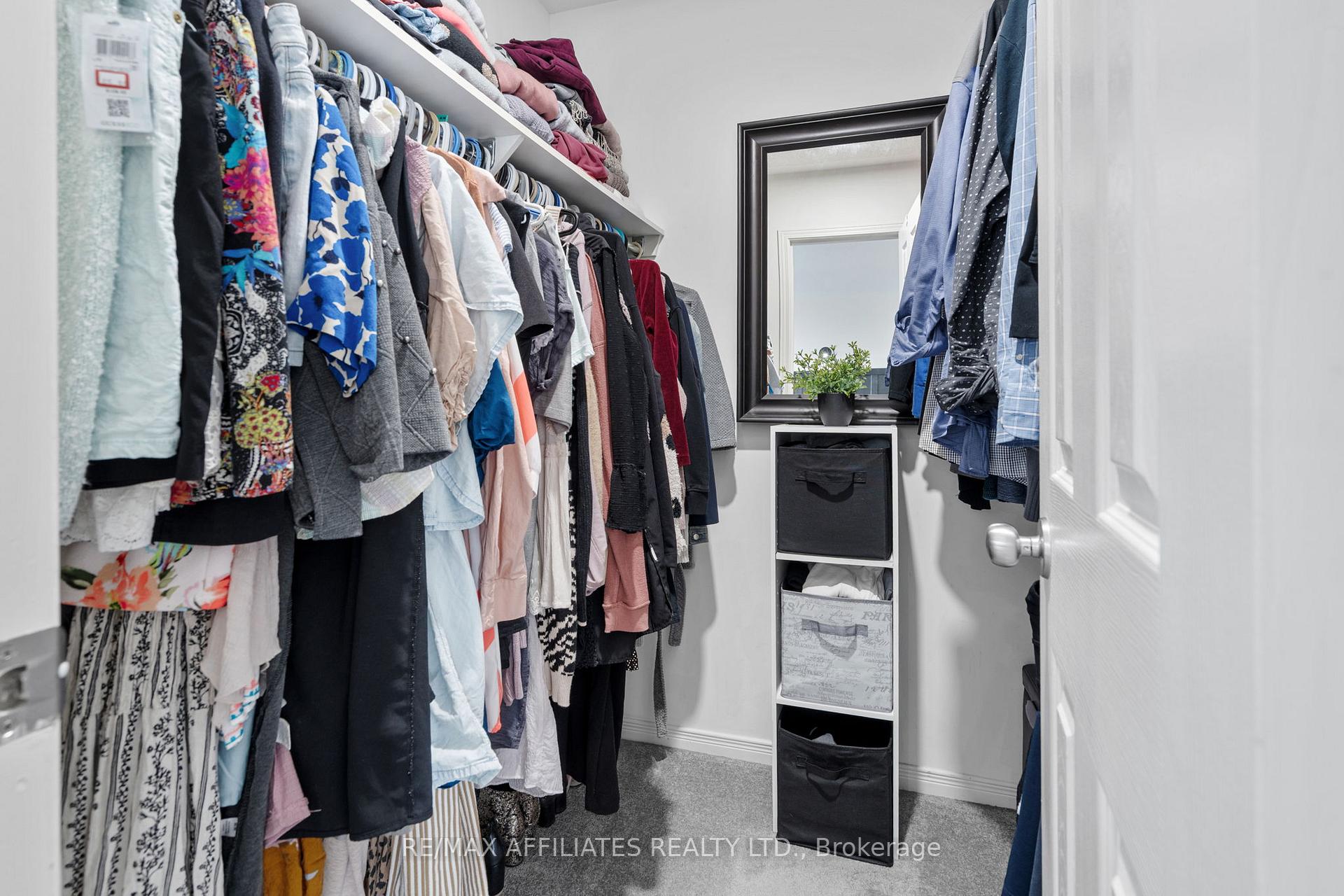 Photo 20 of 215 Catamount Court, Ottawa, Kanata - Emerald Meadows/Trailwest — HOMEH
