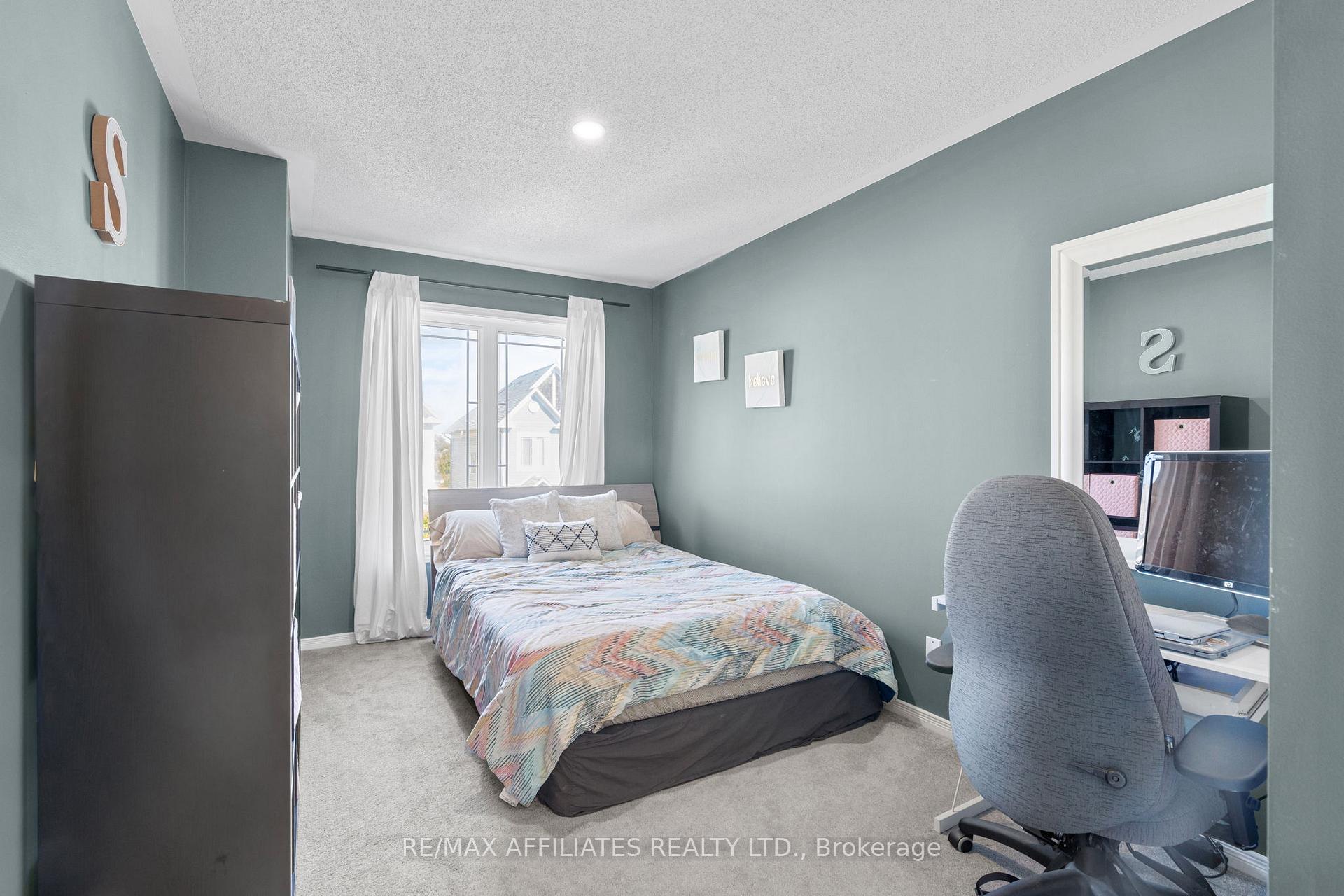 Photo 21 of 215 Catamount Court, Ottawa, Kanata - Emerald Meadows/Trailwest — HOMEH