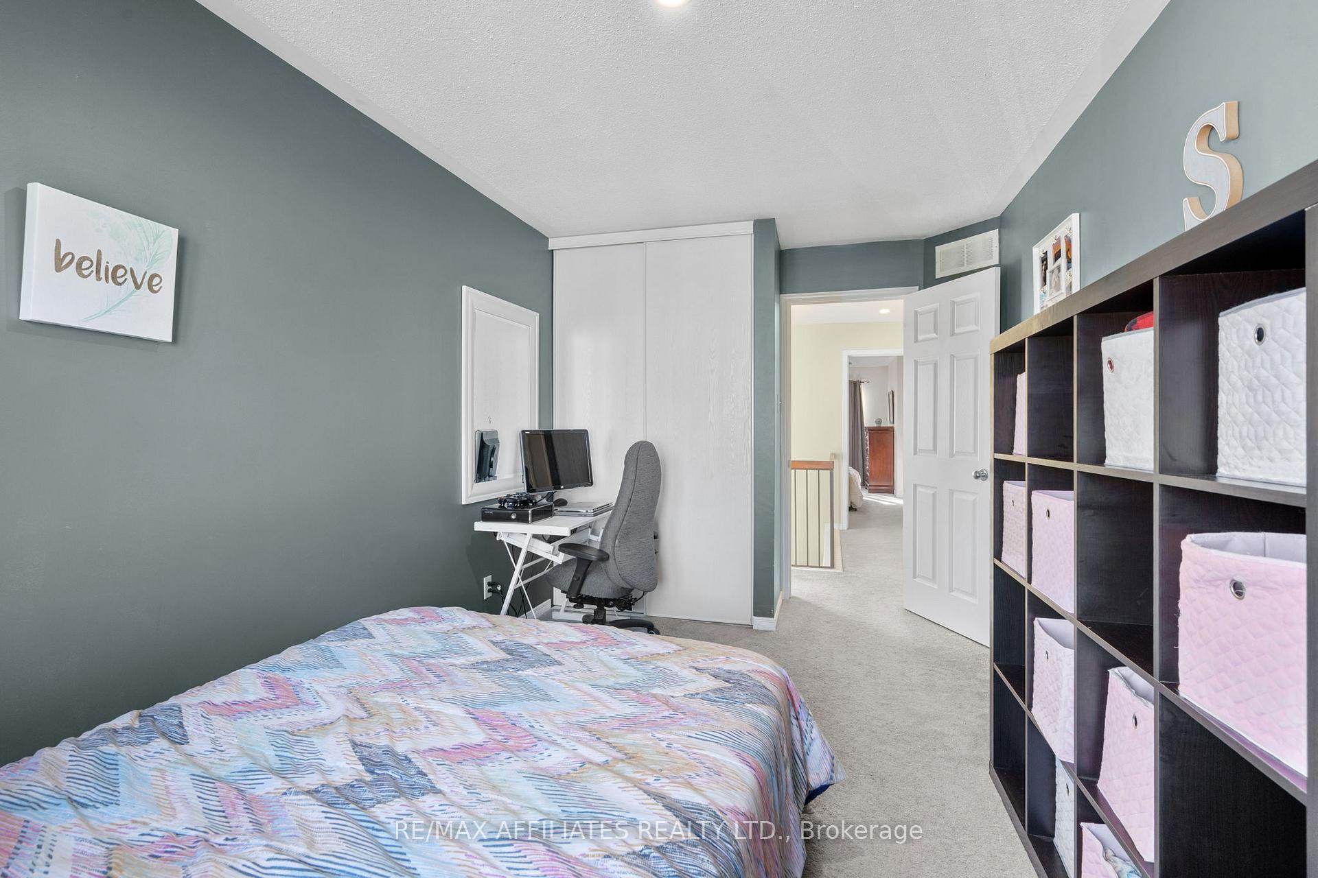 Photo 22 of 215 Catamount Court, Ottawa, Kanata - Emerald Meadows/Trailwest — HOMEH