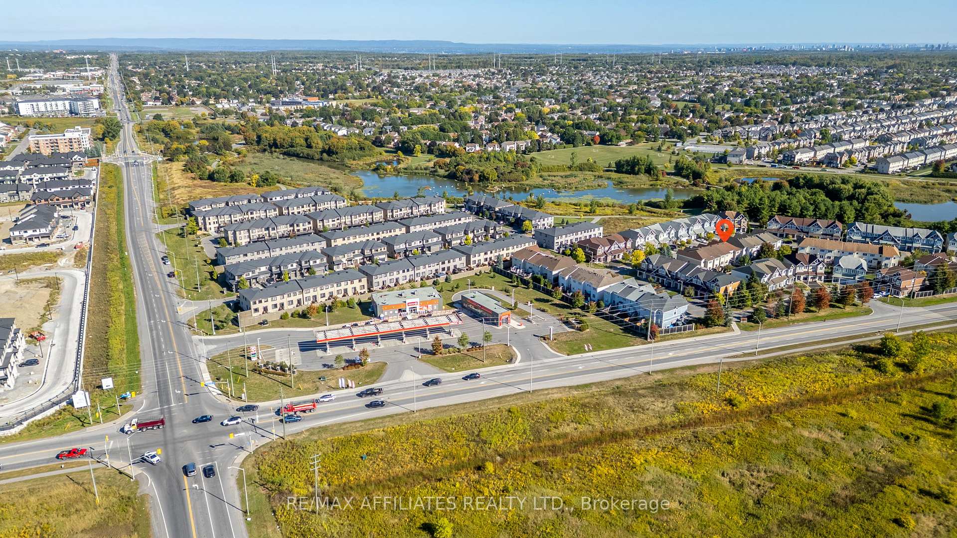 Photo 38 of 215 Catamount Court, Ottawa, Kanata - Emerald Meadows/Trailwest — HOMEH
