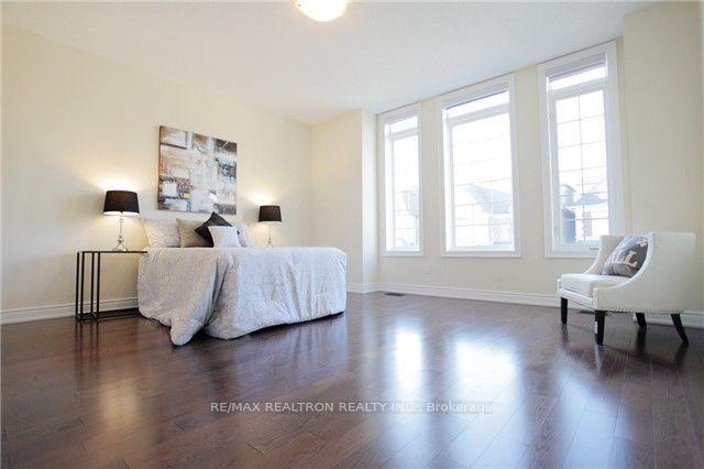 Photo 10 of 15 Mario Avenue, Markham, Cachet — HOMEH