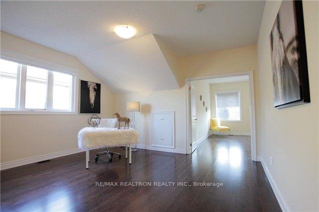 Photo 14 of 15 Mario Avenue, Markham, Cachet — HOMEH