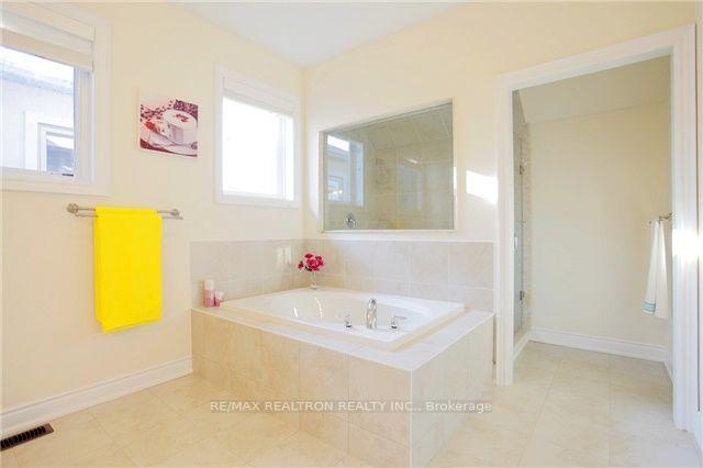 Photo 15 of 15 Mario Avenue, Markham, Cachet — HOMEH