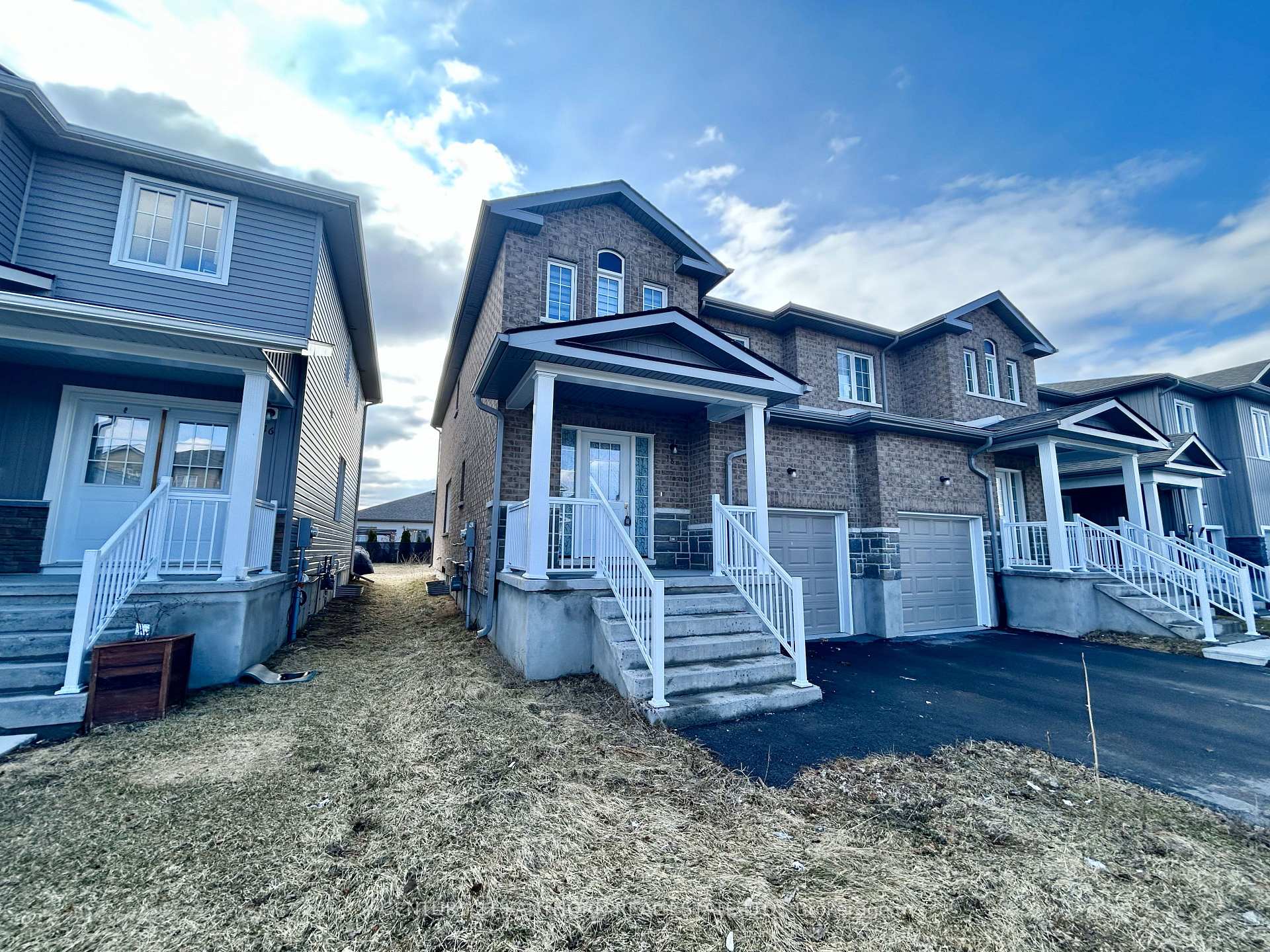 Photo 2 of 18 Tegan Court, Loyalist, Odessa — HOMEH