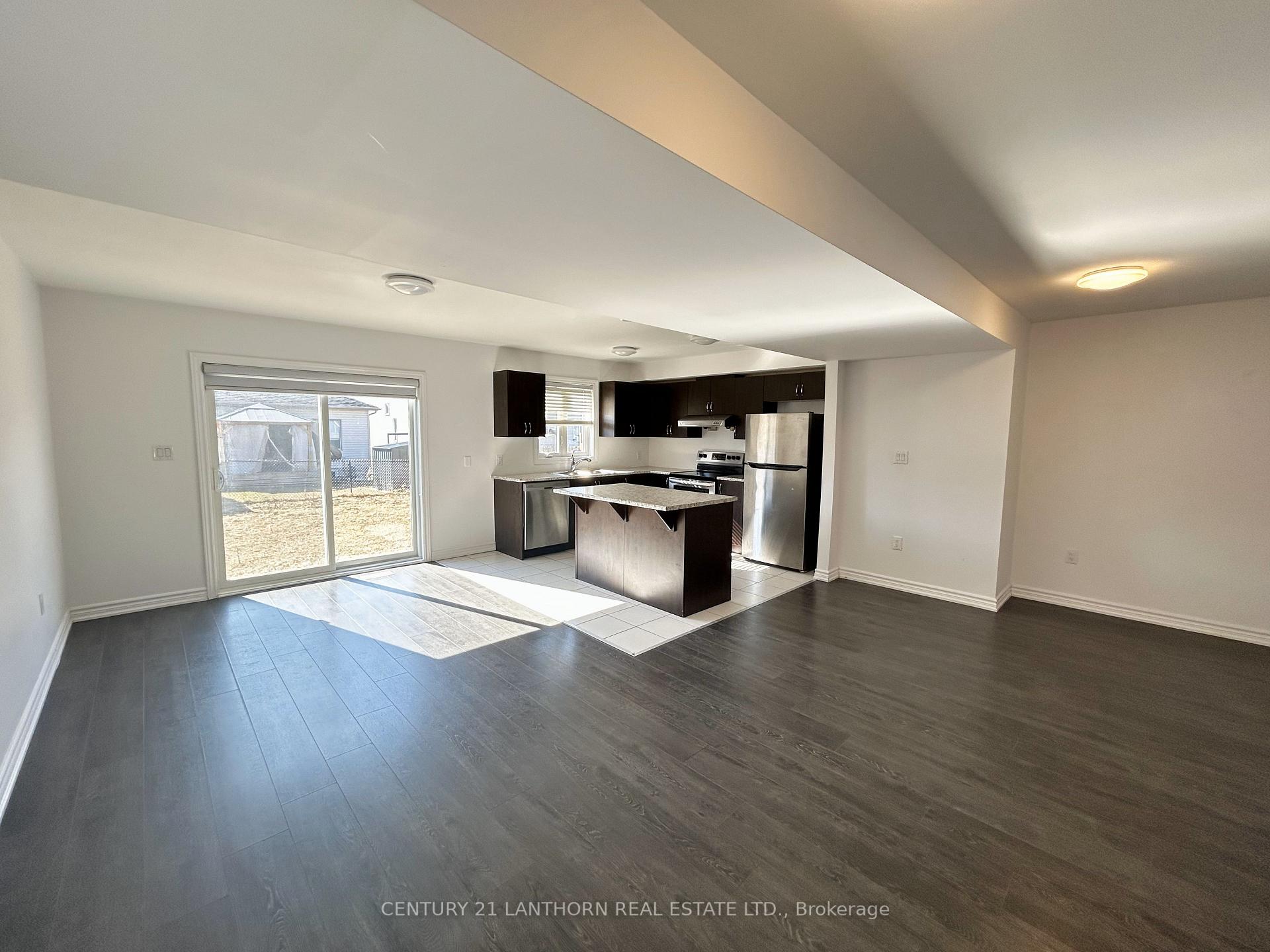 Photo 12 of 18 Tegan Court, Loyalist, Odessa — HOMEH