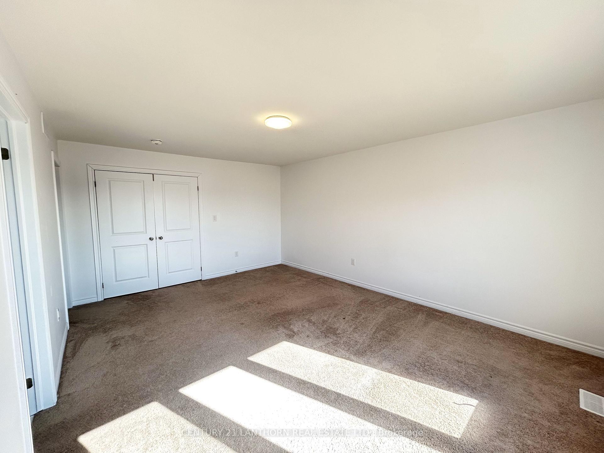 Photo 27 of 18 Tegan Court, Loyalist, Odessa — HOMEH