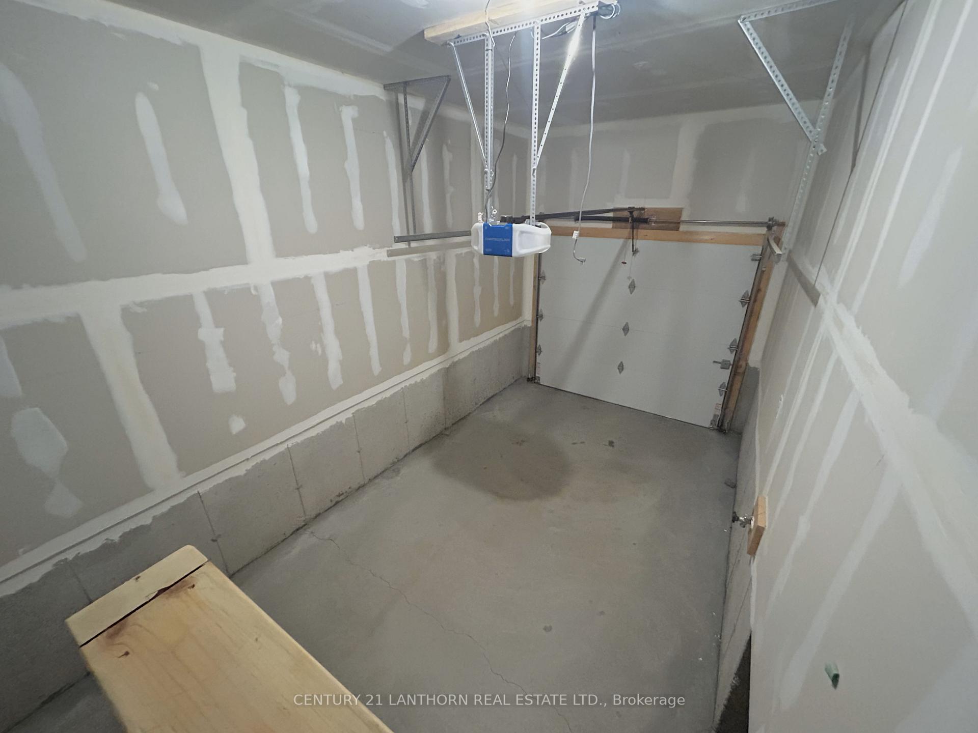 Photo 30 of 18 Tegan Court, Loyalist, Odessa — HOMEH