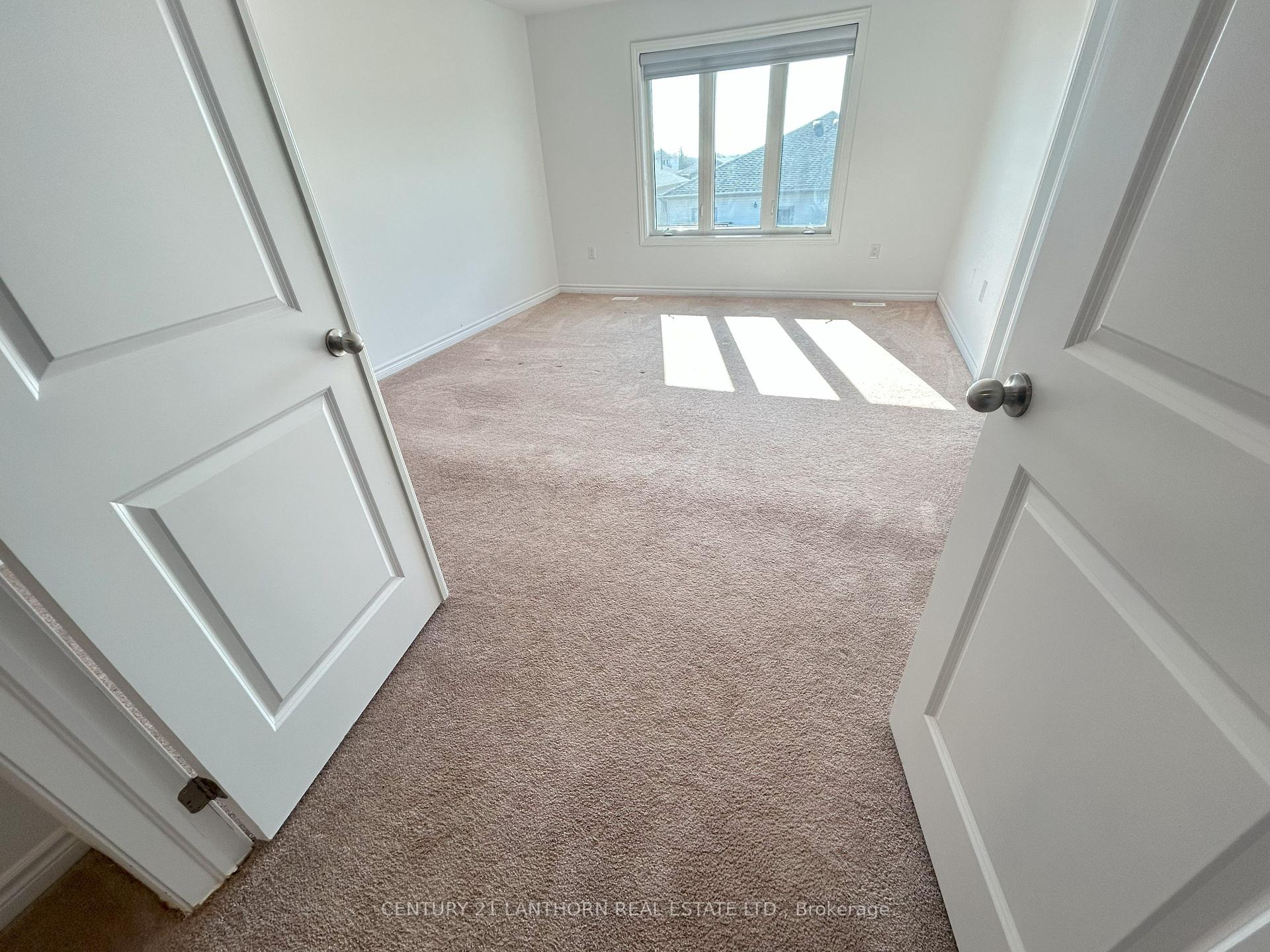Photo 31 of 18 Tegan Court, Loyalist, Odessa — HOMEH