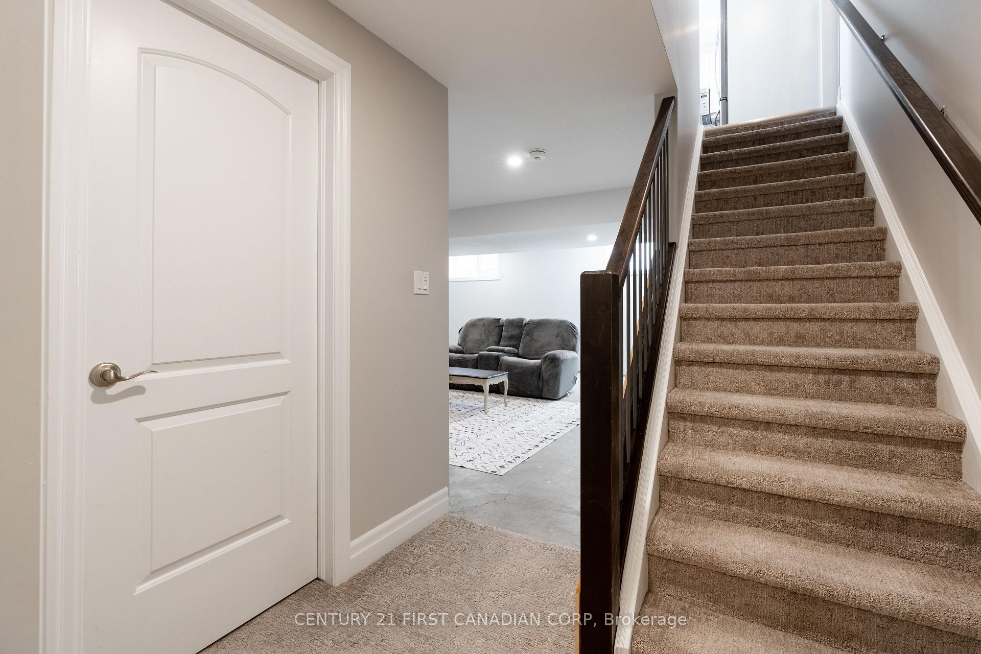 Photo 34 of 26 Hardy Court, Lucan Biddulph, Lucan — HOMEH