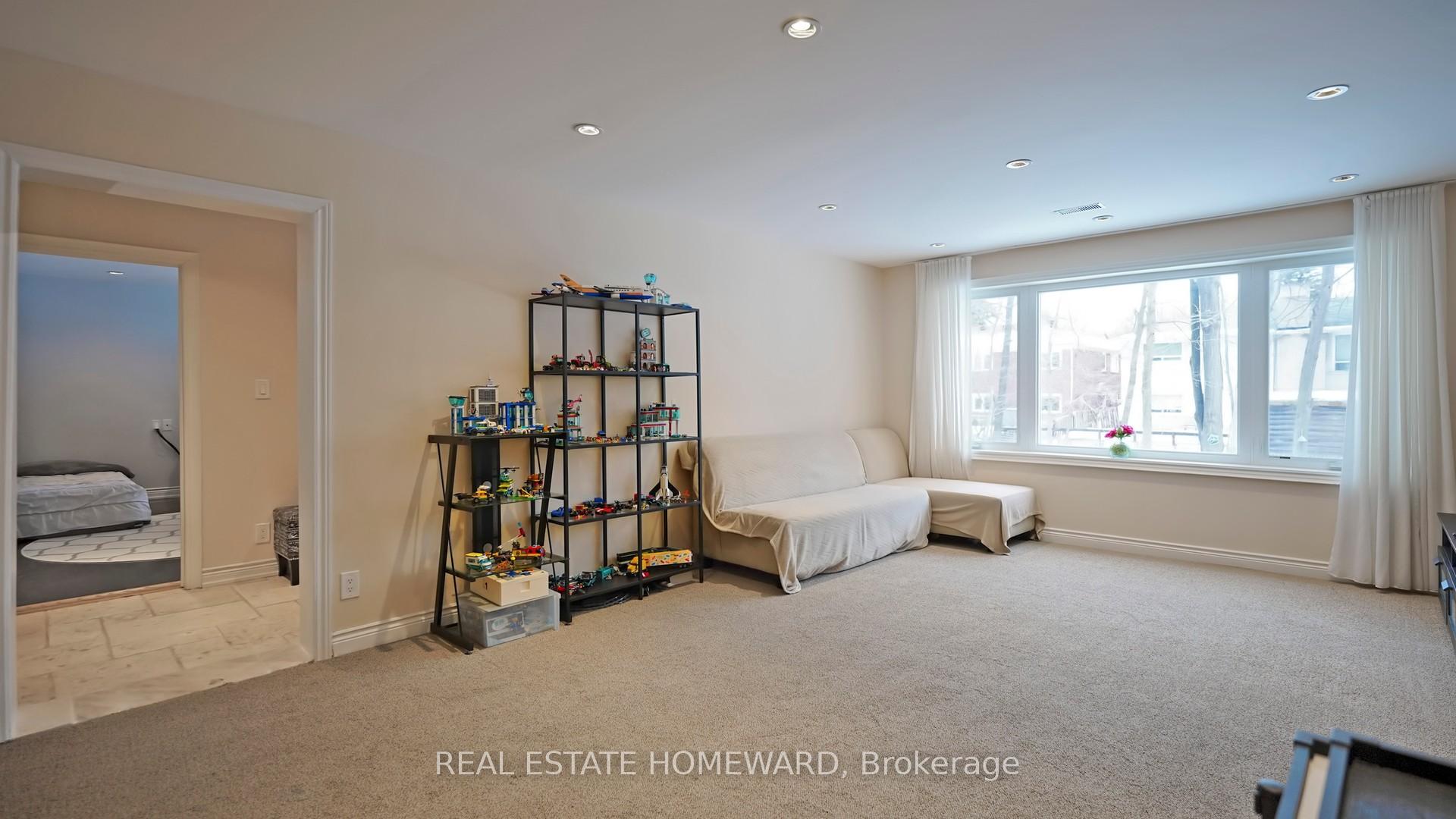 Photo 8 of Unit W/O, 34 Delair Crescent, Markham, Grandview — HOMEH