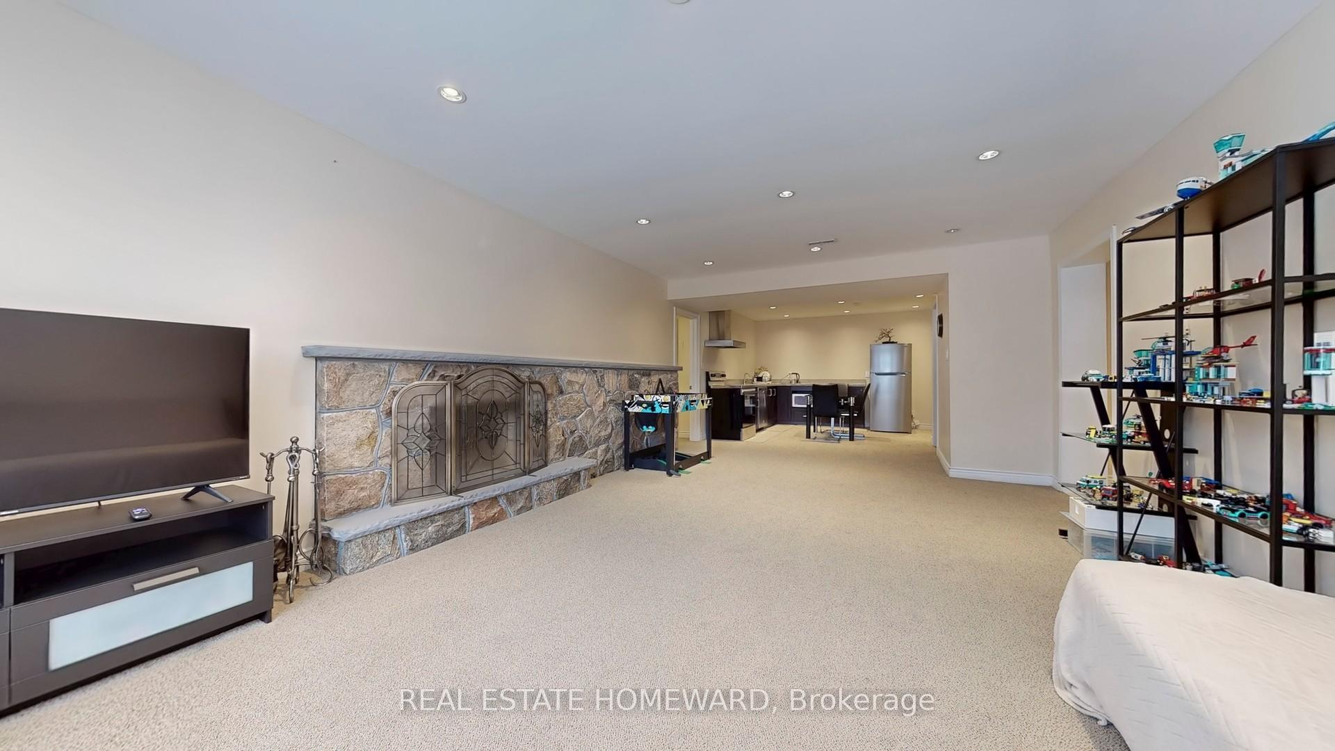 Photo 11 of Unit W/O, 34 Delair Crescent, Markham, Grandview — HOMEH
