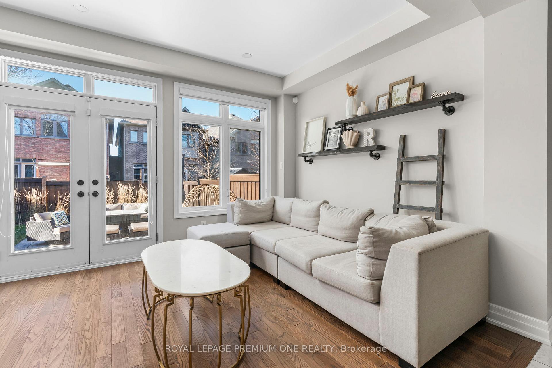 Photo 16 of 42 Wells Orchard Crescent, King, King City — HOMEH