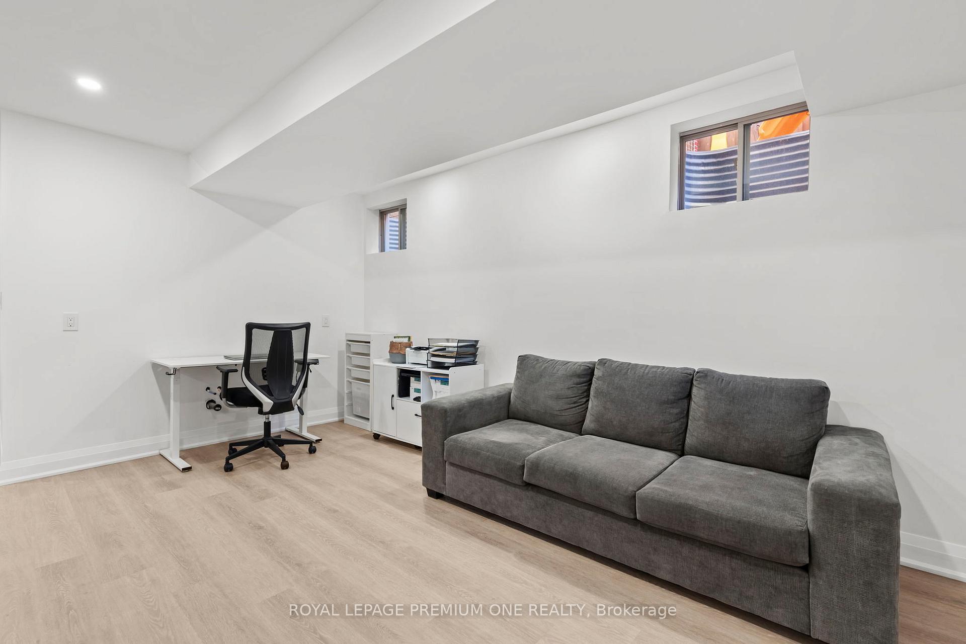 Photo 37 of 42 Wells Orchard Crescent, King, King City — HOMEH