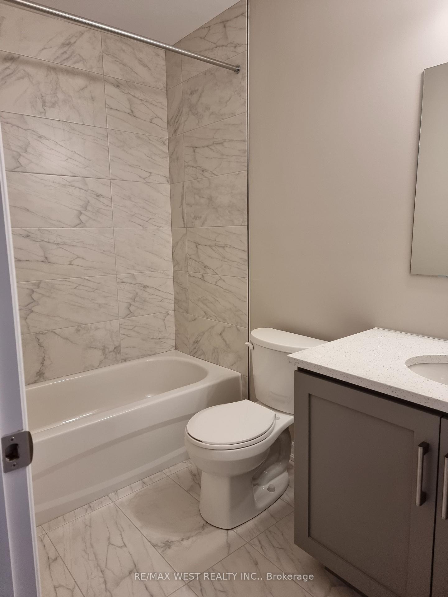 Photo 9 of 58 Dewberry Drive, Kitchener — HOMEH