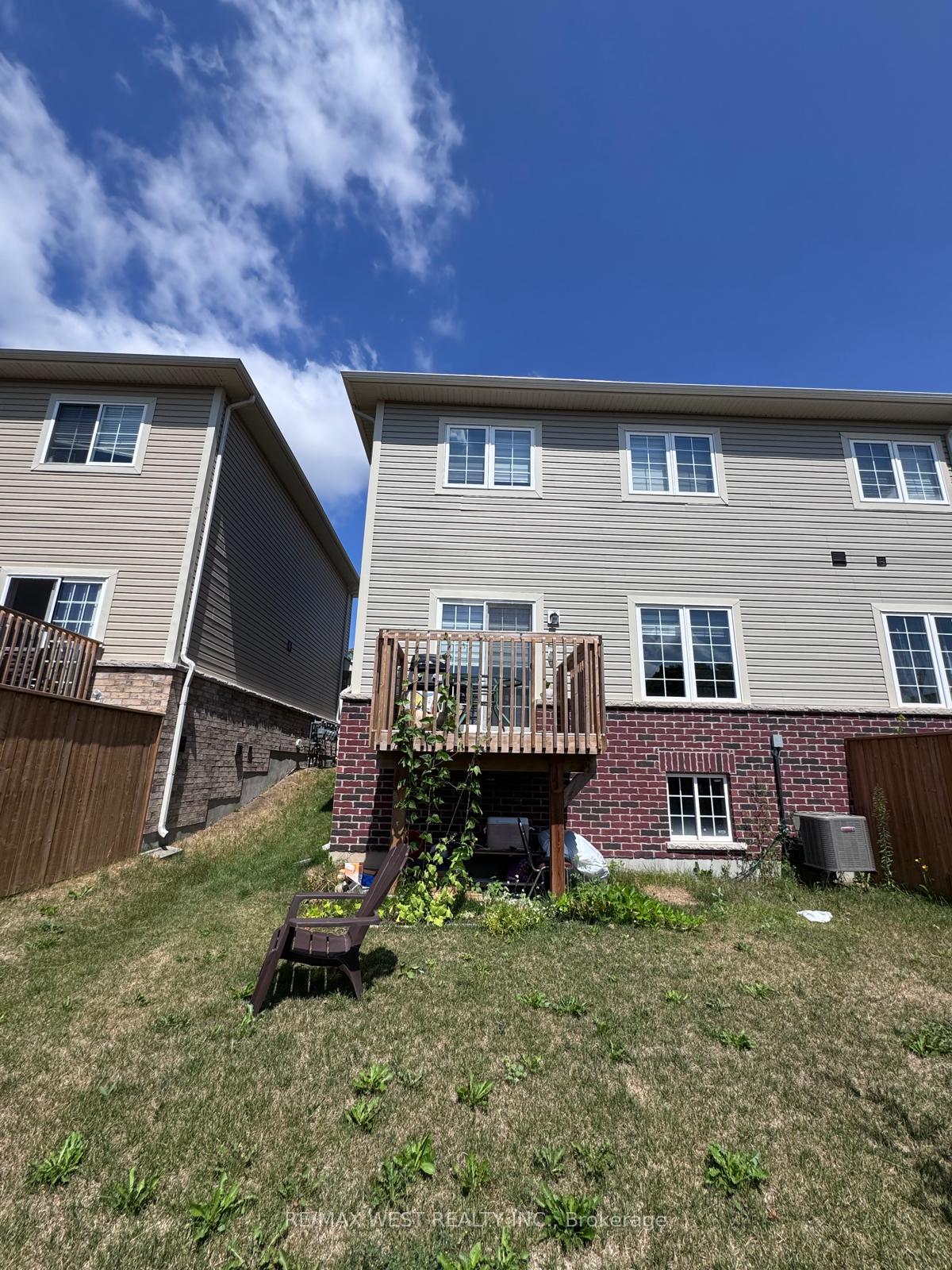 Photo 21 of 58 Dewberry Drive, Kitchener — HOMEH