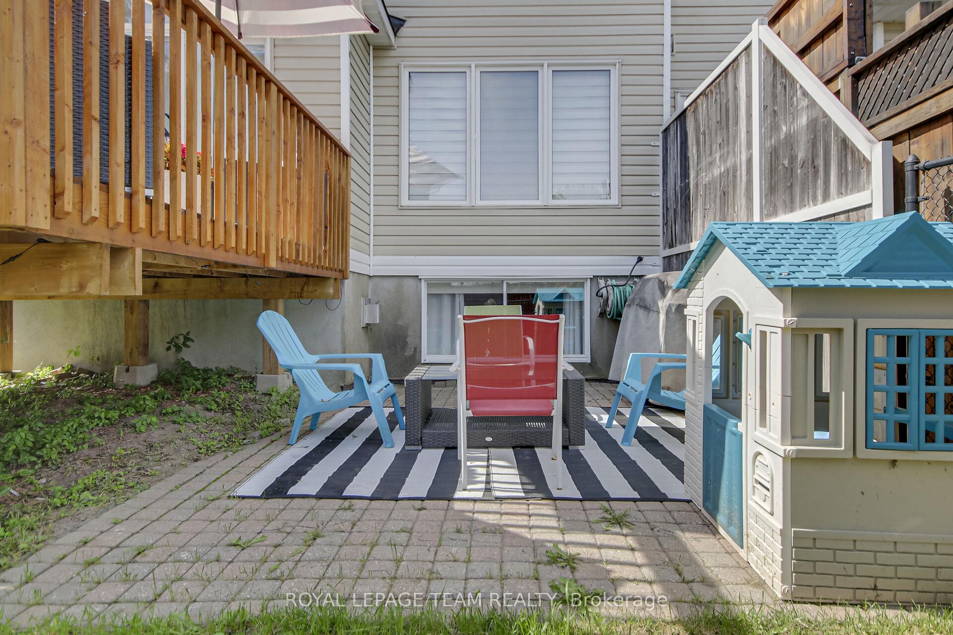 Photo 41 of 2001 Dunollie Crescent, Ottawa, Kanata - Morgan's Grant/South March — HOMEH