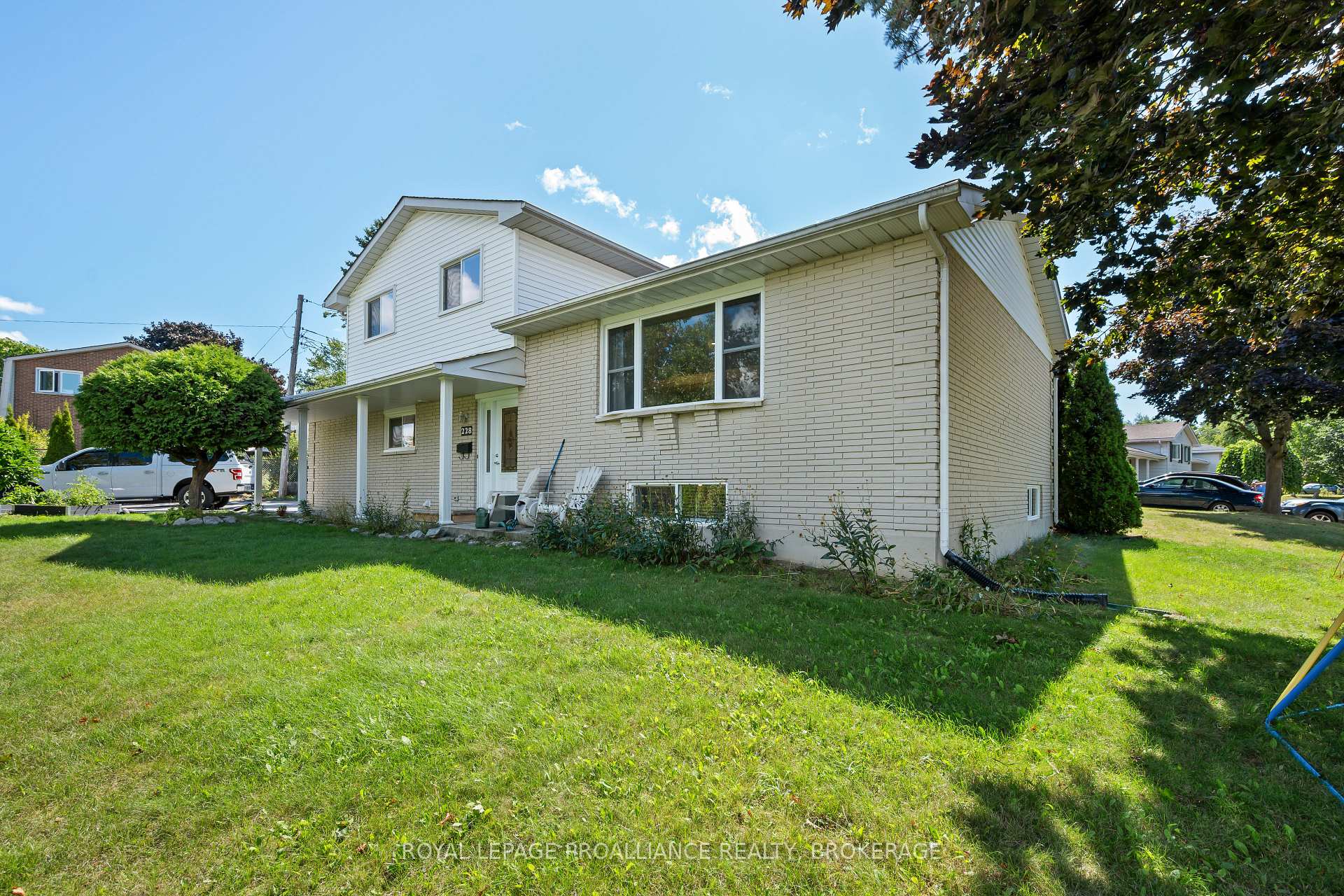 Photo 2 of 228 Robert Wallace Drive, Kingston, Central City West — HOMEH