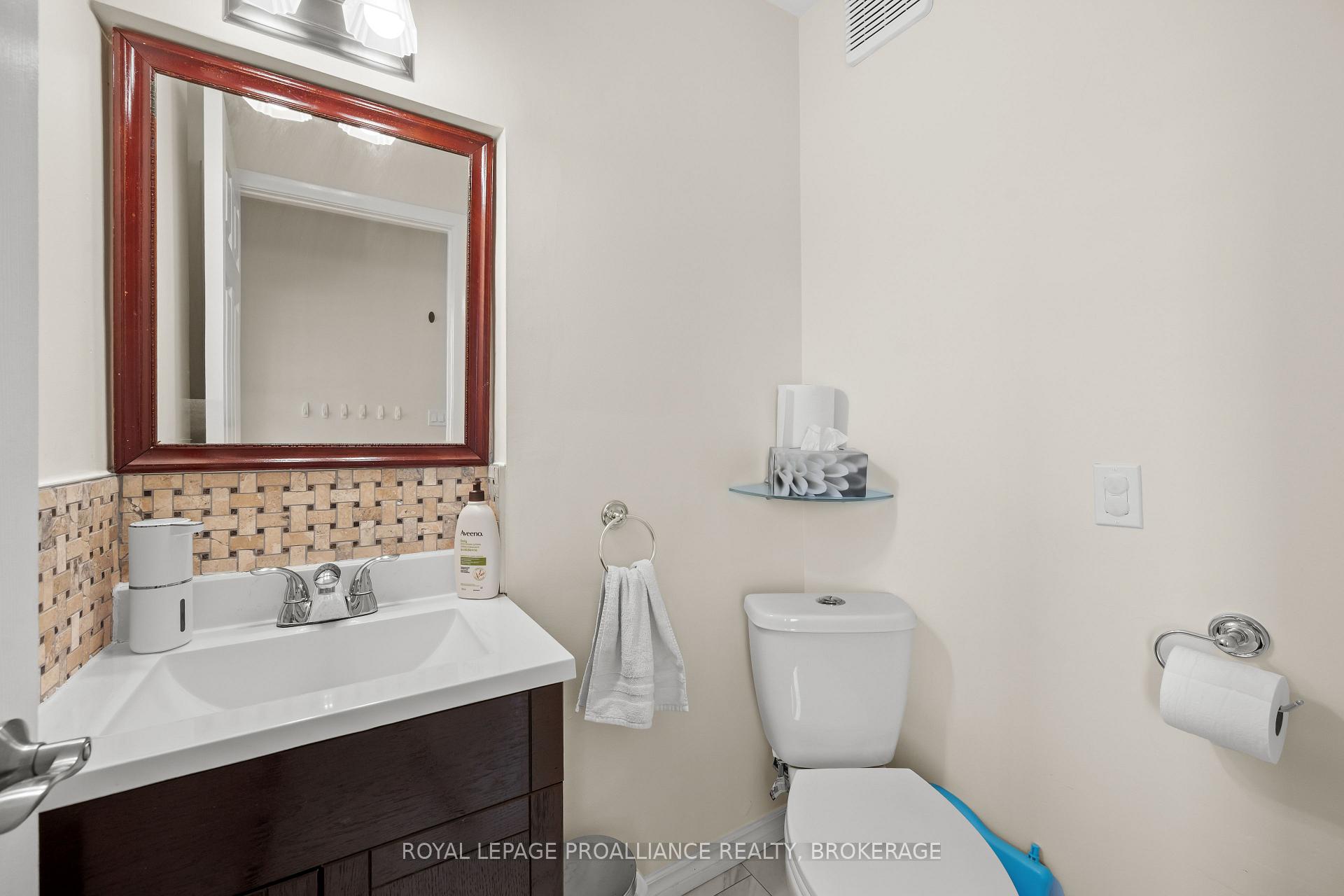 Photo 9 of 228 Robert Wallace Drive, Kingston, Central City West — HOMEH