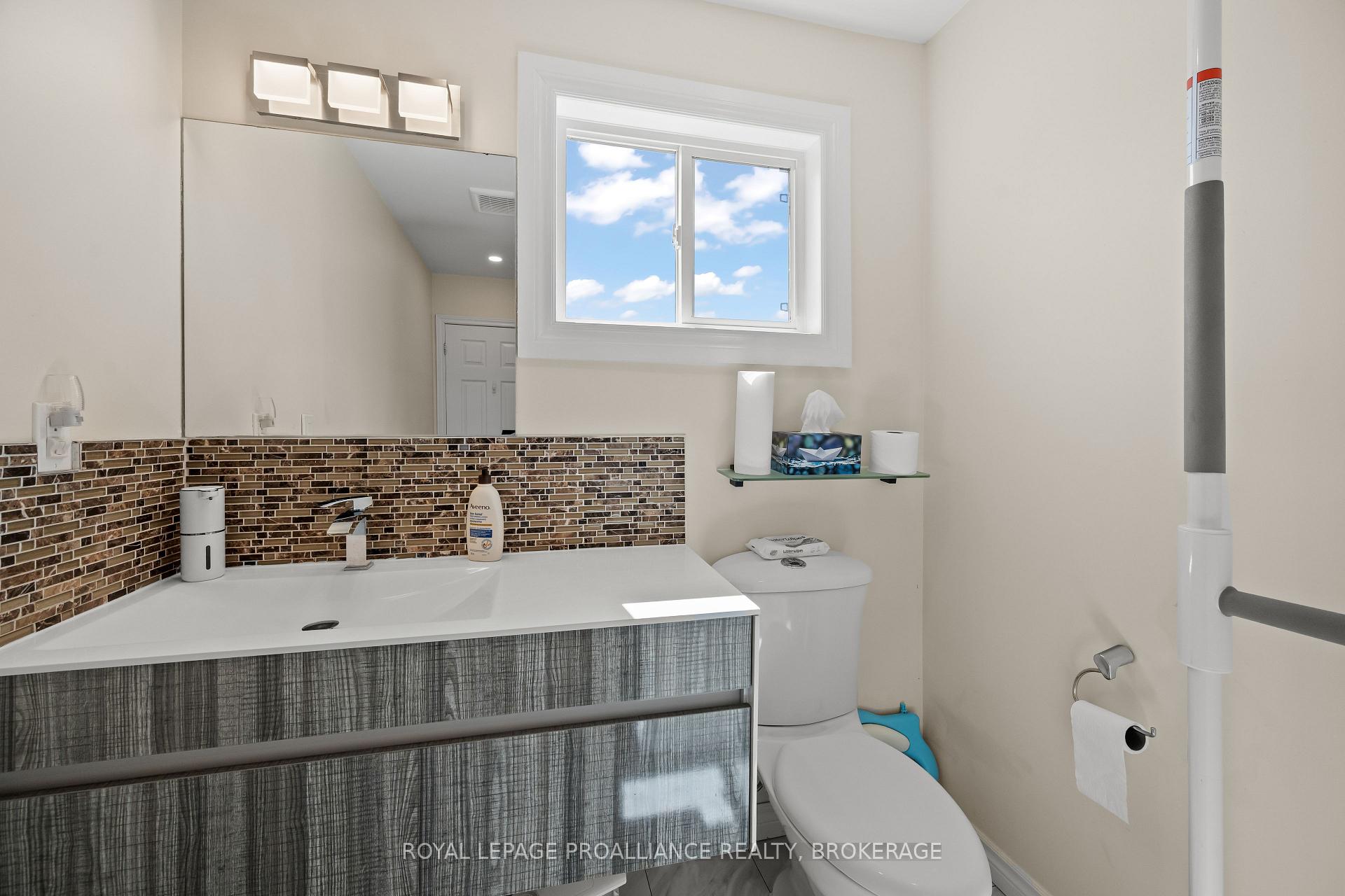 Photo 22 of 228 Robert Wallace Drive, Kingston, Central City West — HOMEH