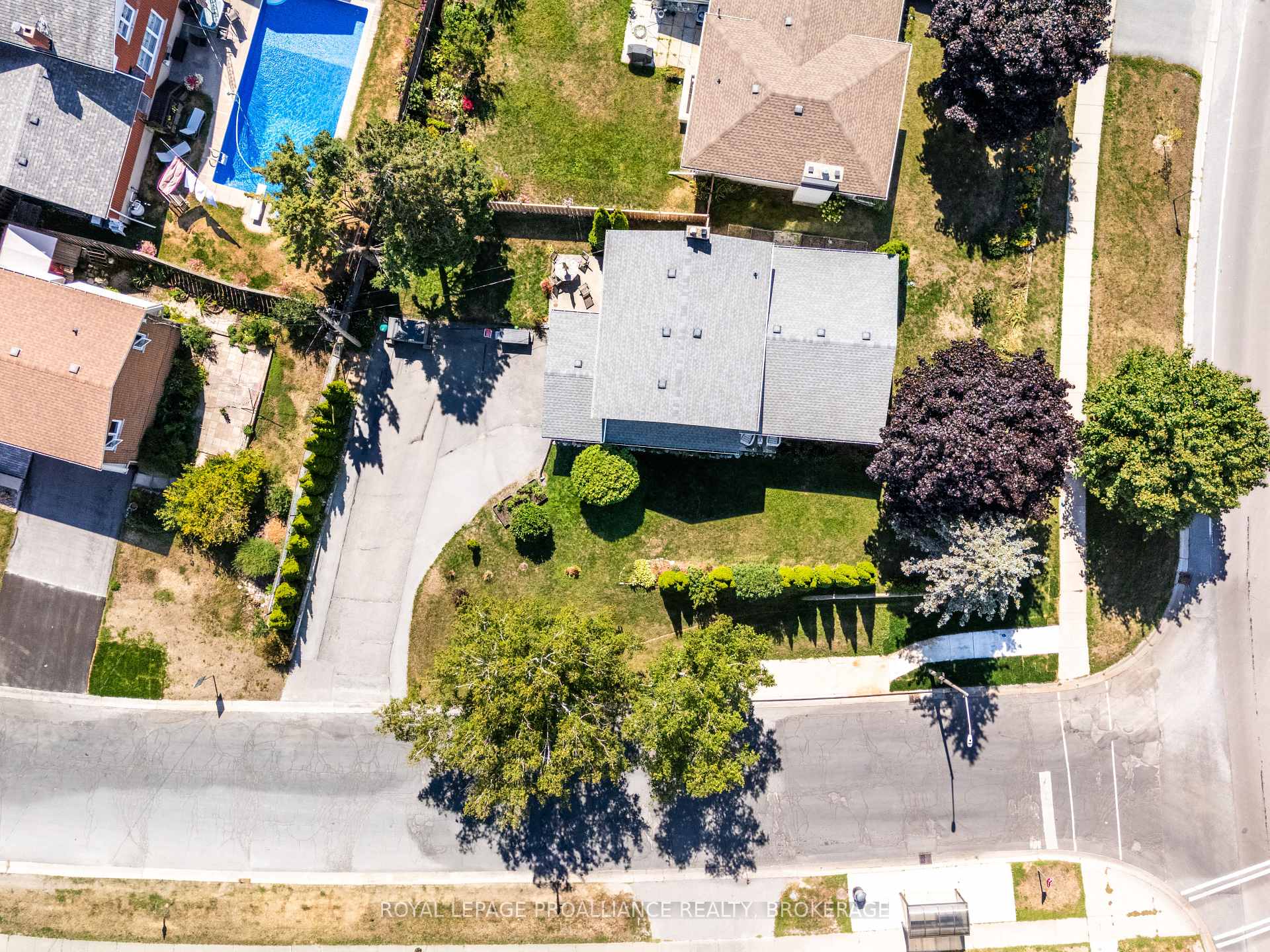 Photo 39 of 228 Robert Wallace Drive, Kingston, Central City West — HOMEH