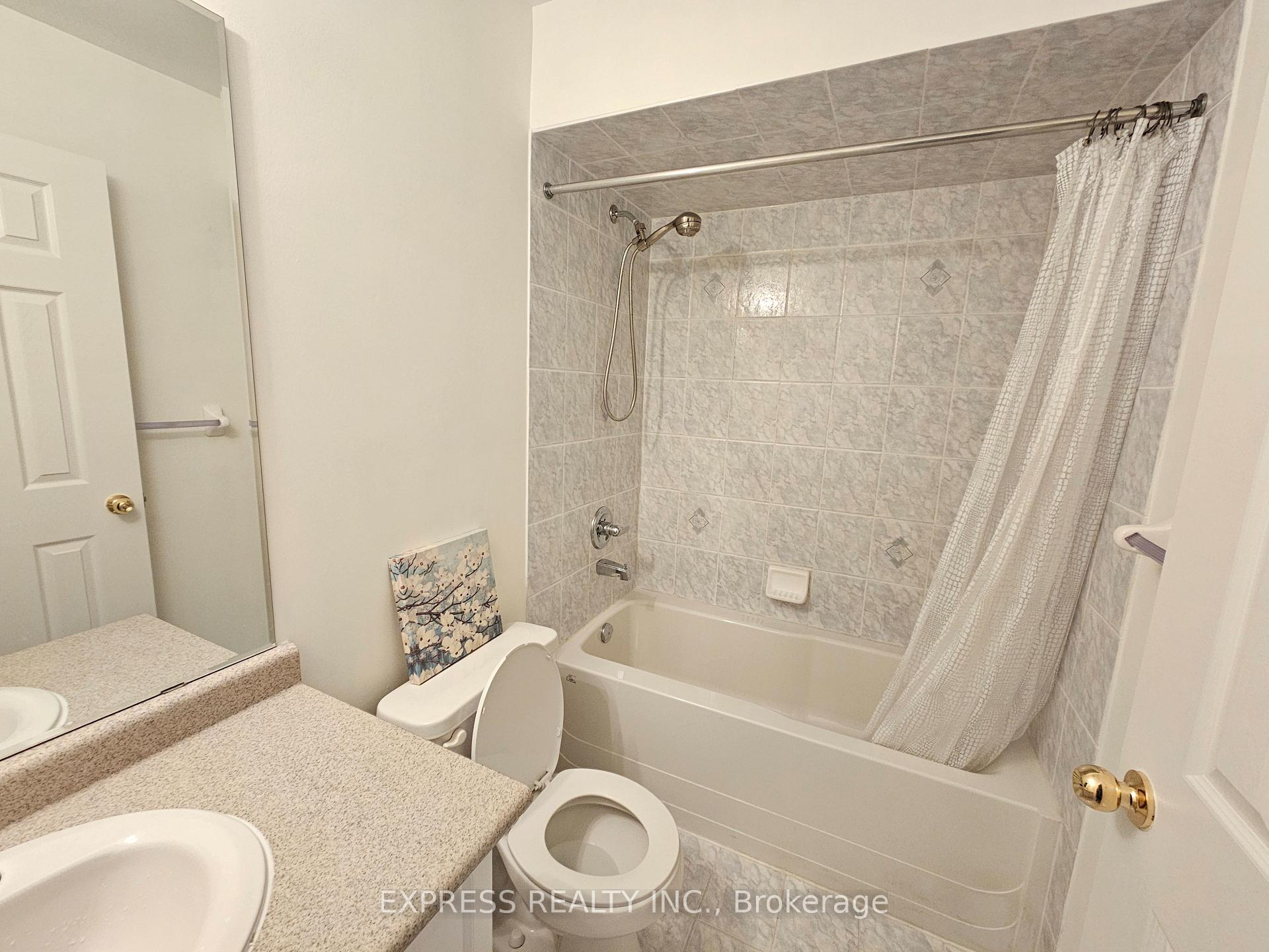 Photo 29 of 104 Prince Charles Way, Markham, Berczy — HOMEH