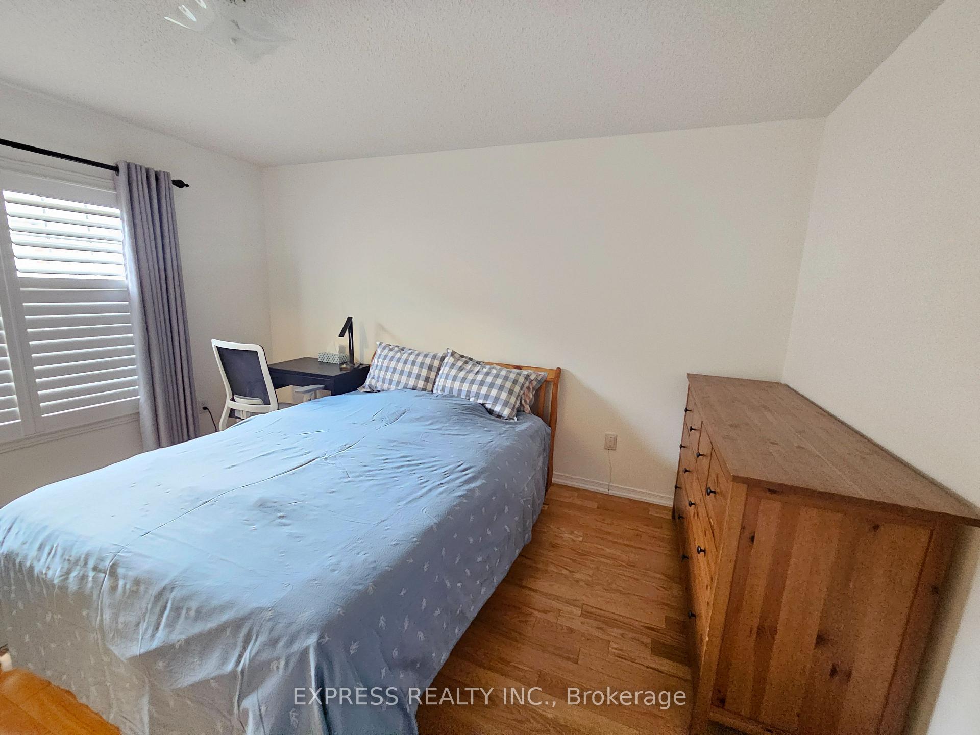 Photo 30 of 104 Prince Charles Way, Markham, Berczy — HOMEH