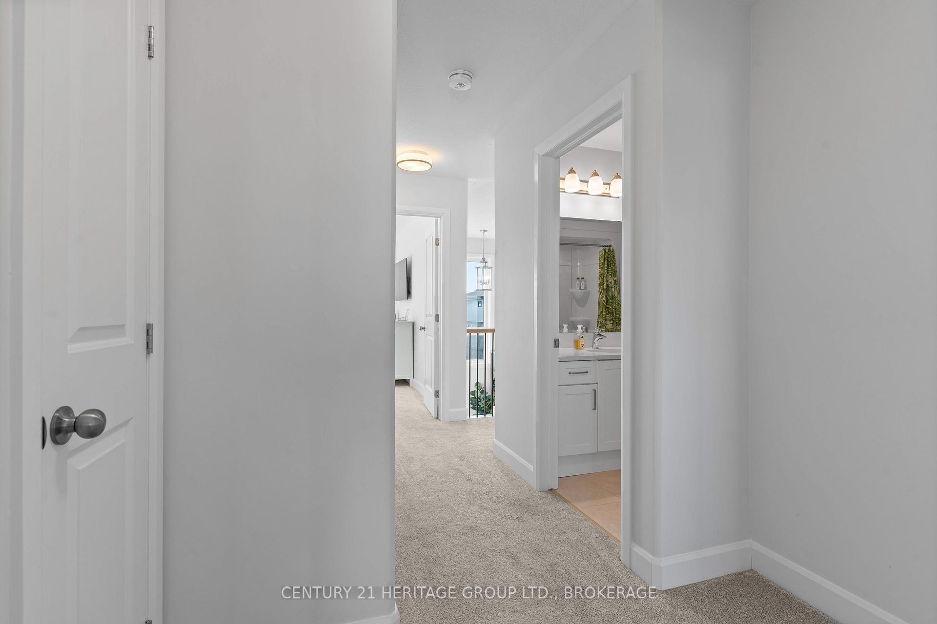 Photo 23 of 127 Superior Drive, Loyalist, Amherstview — HOMEH