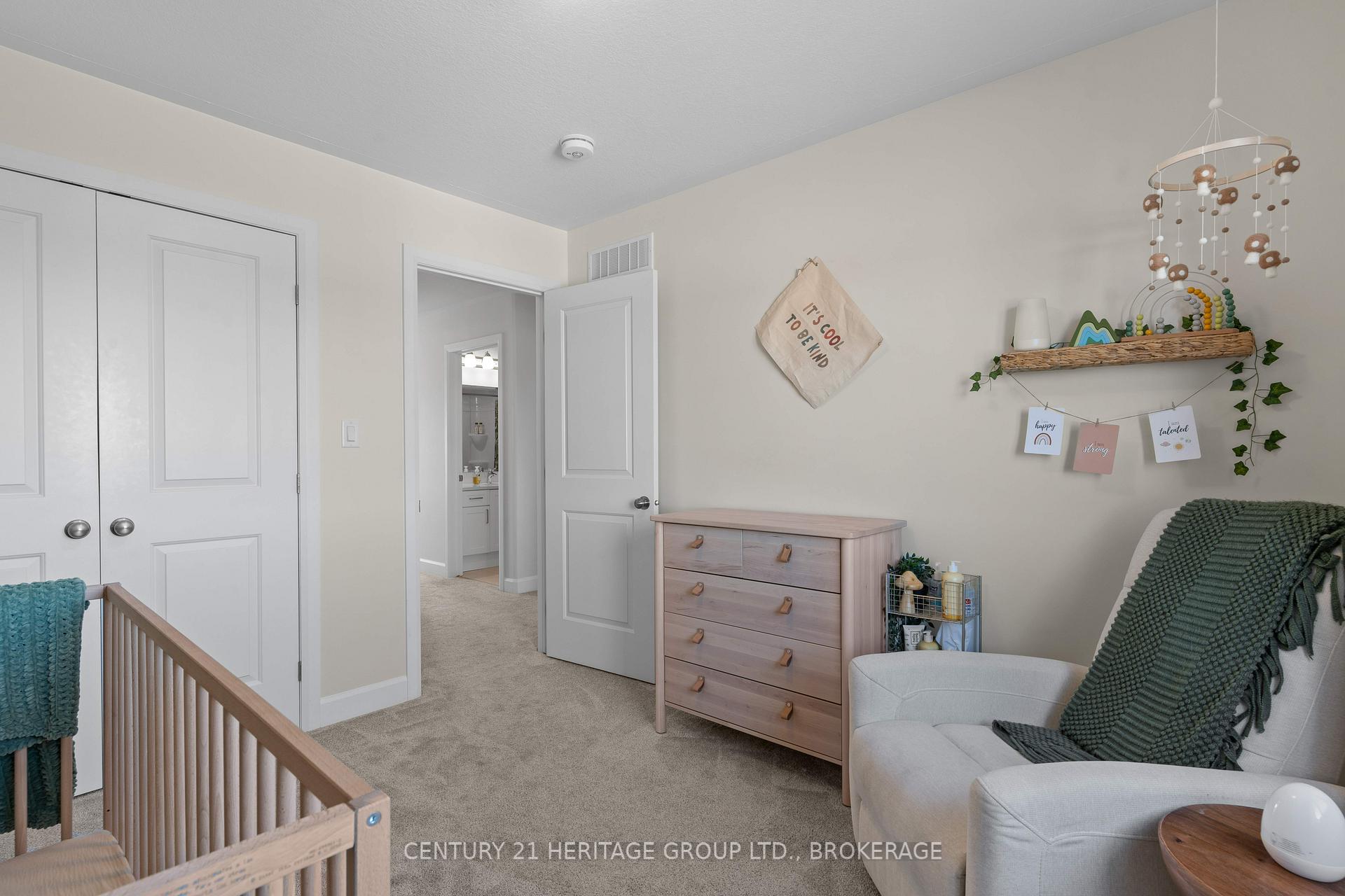 Photo 28 of 127 Superior Drive, Loyalist, Amherstview — HOMEH
