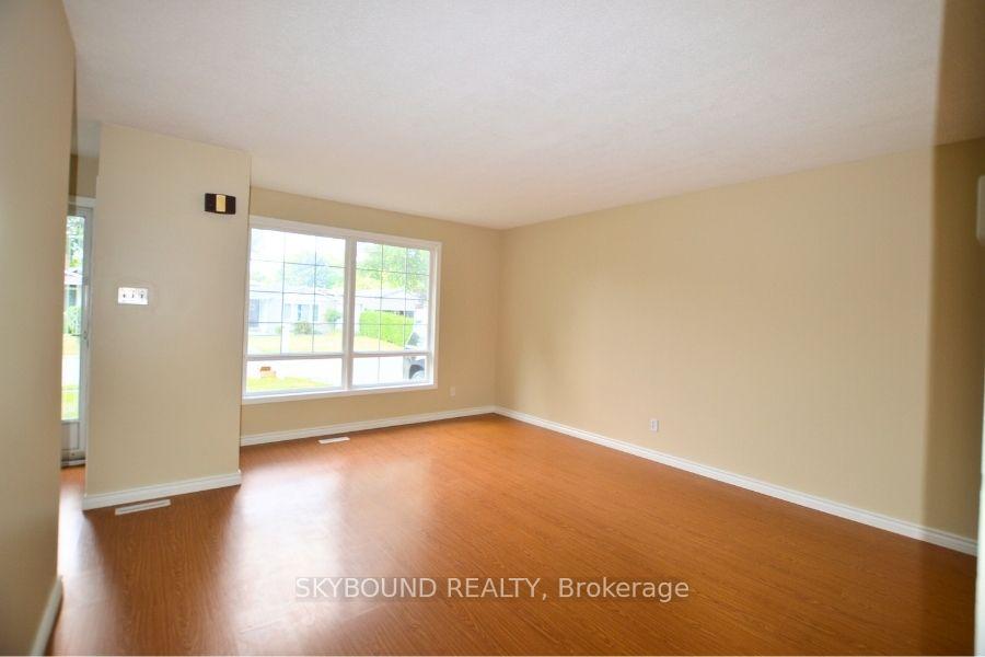 Photo 6 of 198 Pinedale Drive, Kitchener — HOMEH