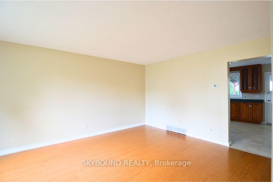 Photo 7 of 198 Pinedale Drive, Kitchener — HOMEH