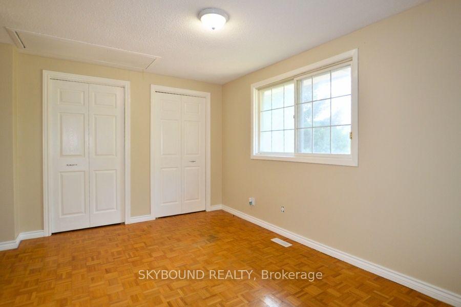 Photo 11 of 198 Pinedale Drive, Kitchener — HOMEH