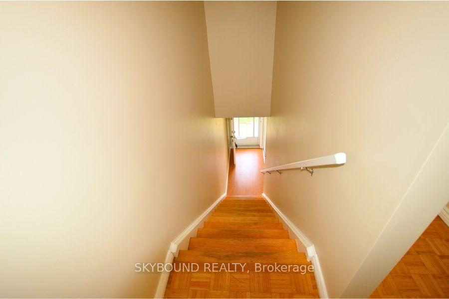 Photo 22 of 198 Pinedale Drive, Kitchener — HOMEH