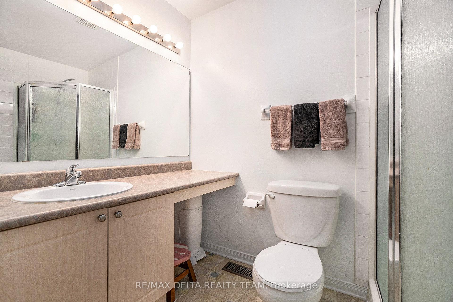 Photo 13 of 576 Aberfoyle Circle, Ottawa, Kanata - Morgan's Grant/South March — HOMEH