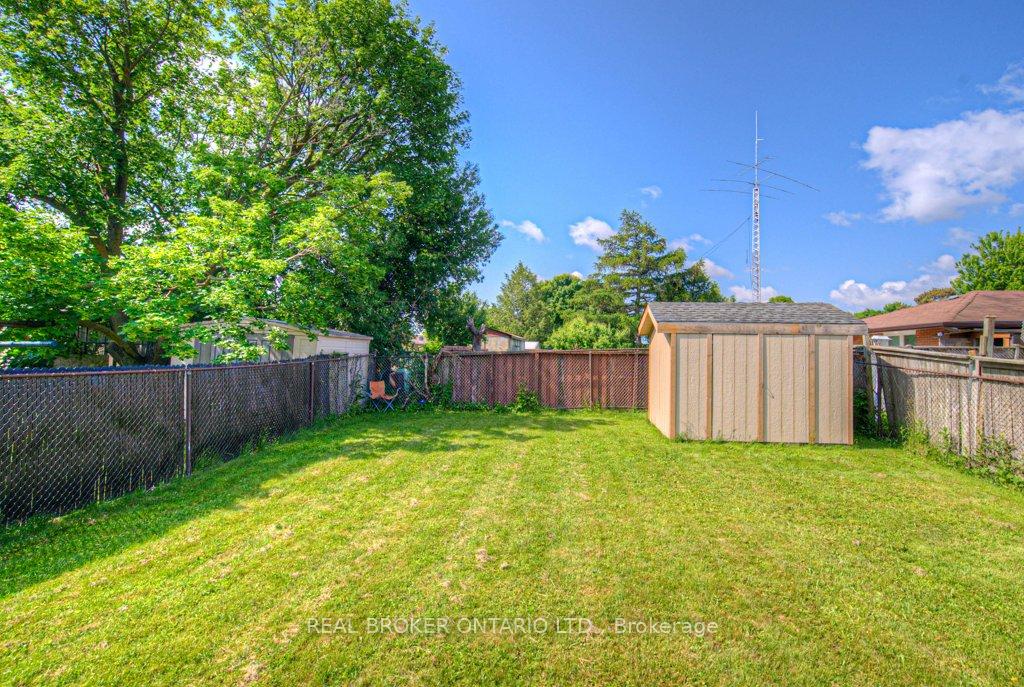 Photo 26 of 119 Kingswood Drive, Kitchener — HOMEH