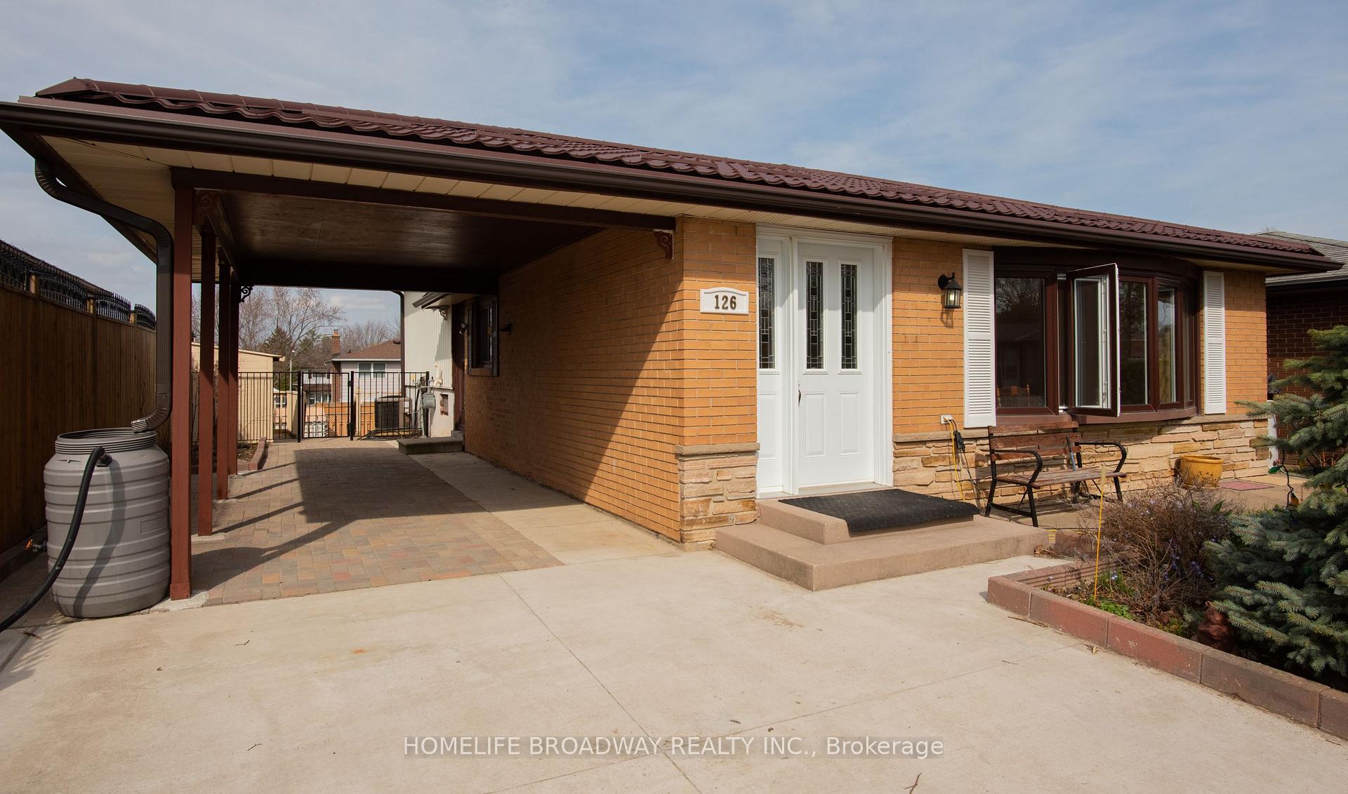 Photo 1 of 126 Hazelglen Drive, Kitchener — HOMEH
